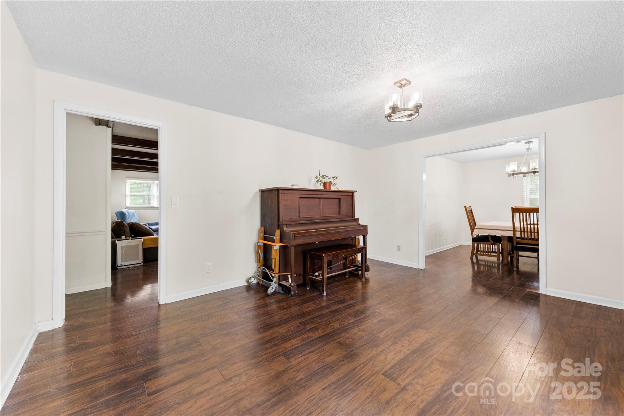 16453 NC Hwy 73 Highway