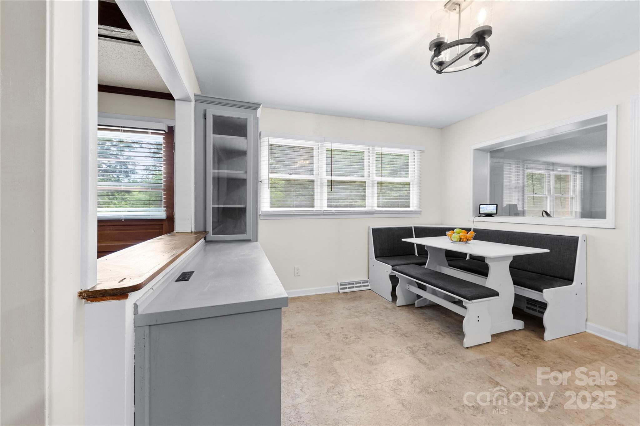 16453 NC Hwy 73 Highway