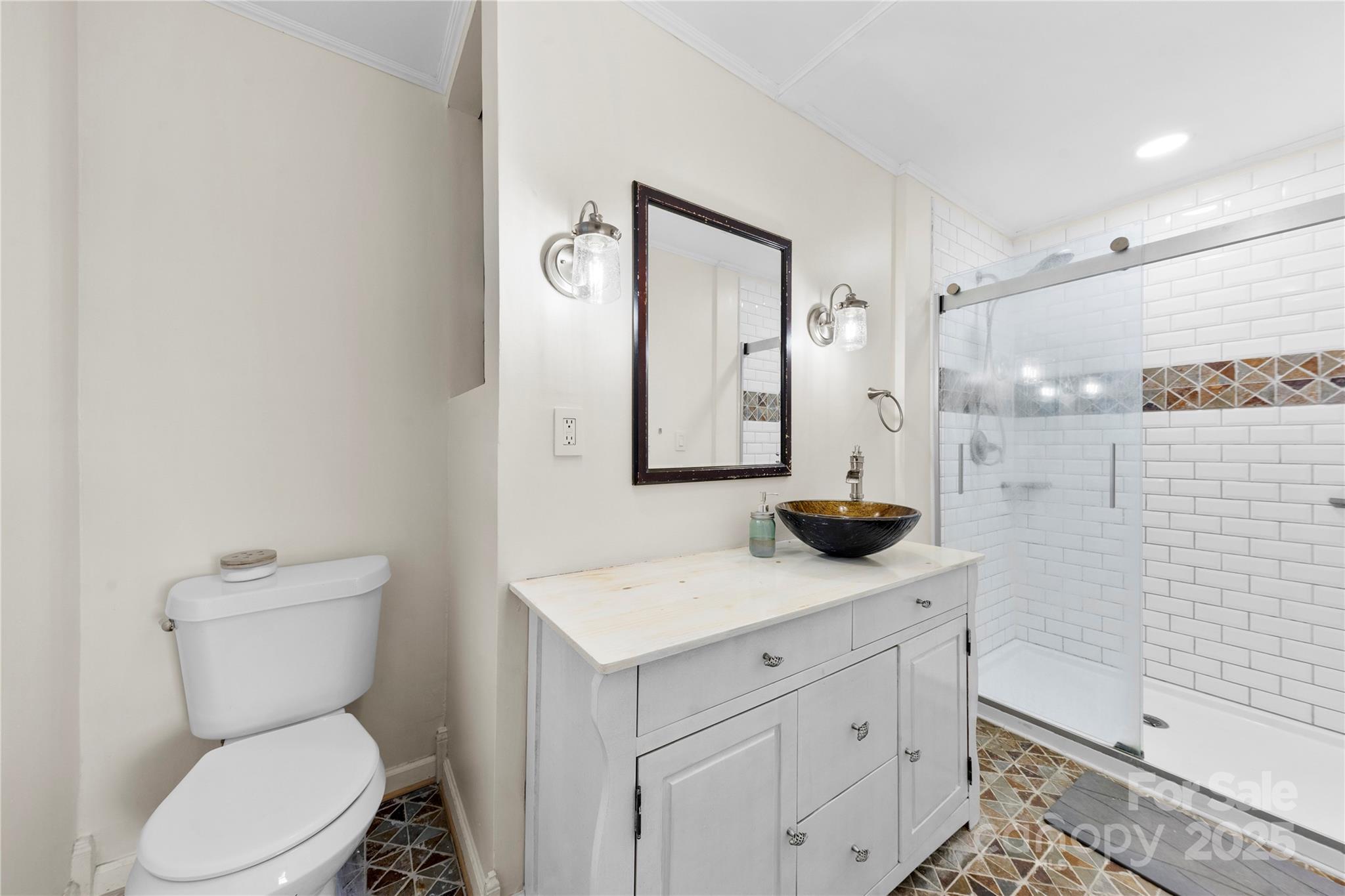 16453 NC Hwy 73 Highway