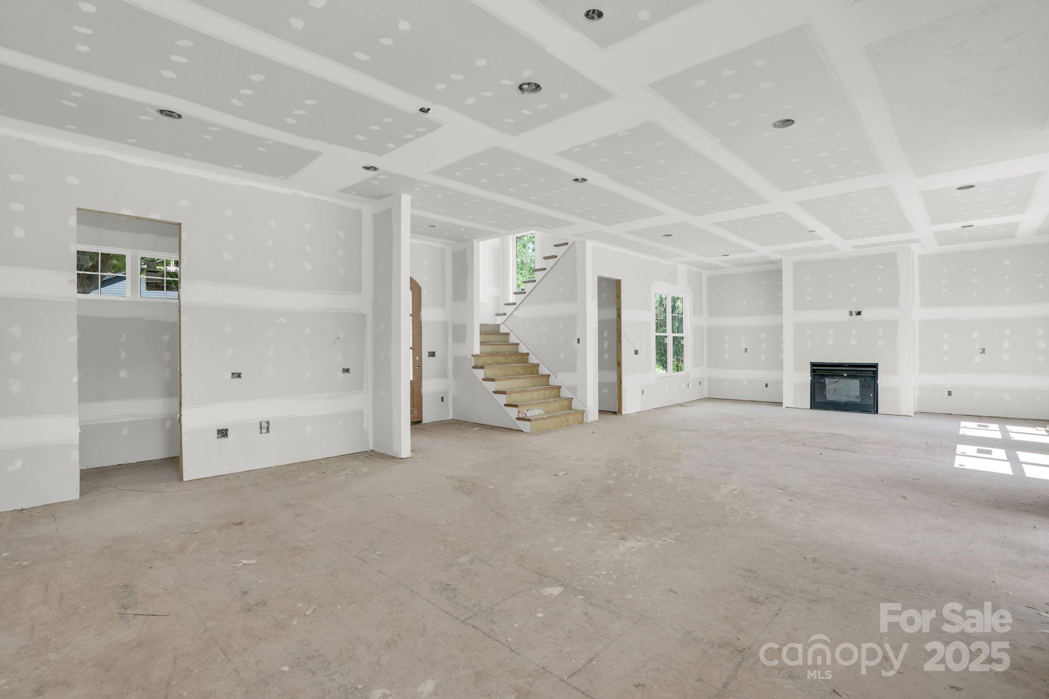 4918 Buckingham Drive