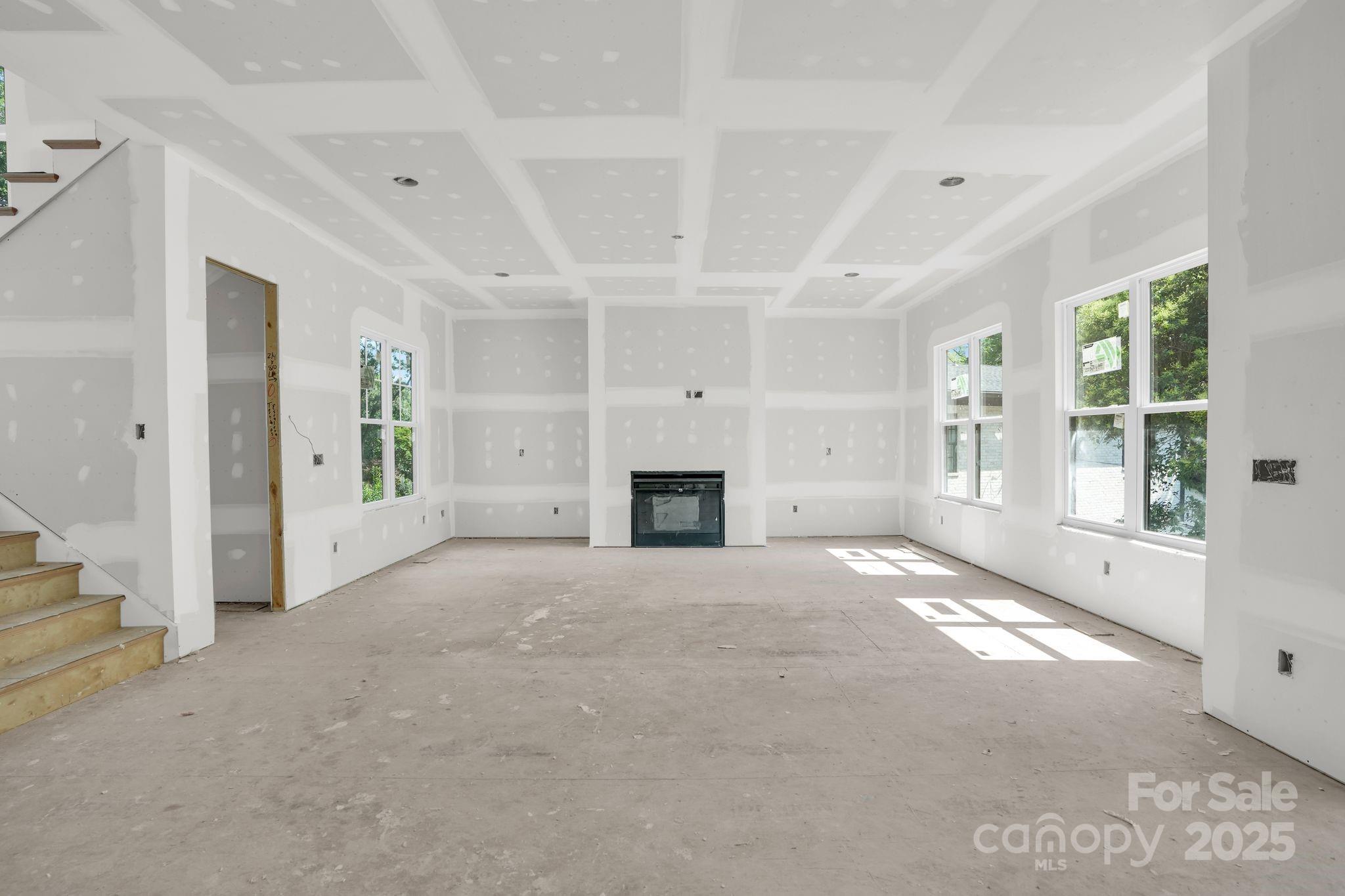 4918 Buckingham Drive