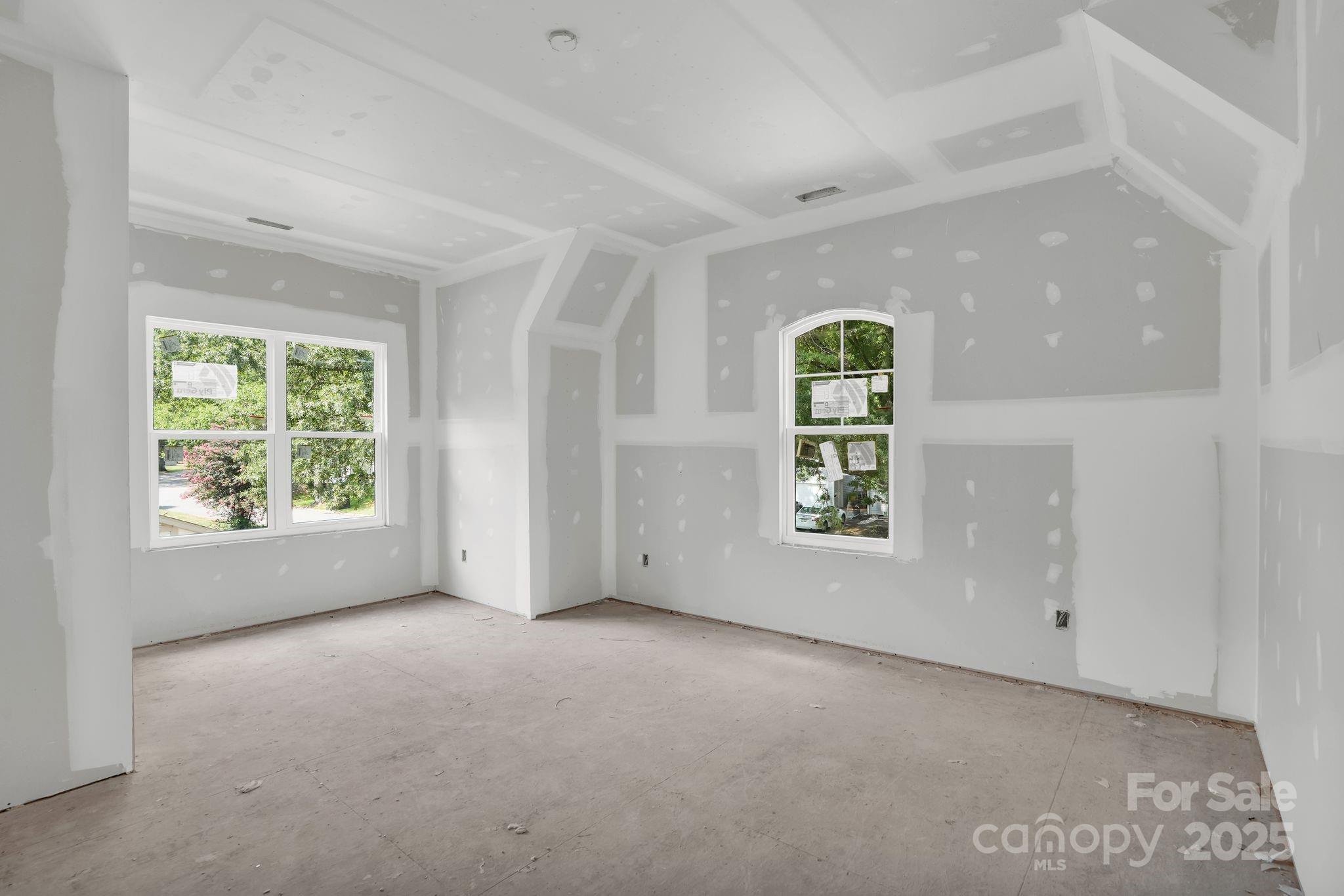 4918 Buckingham Drive