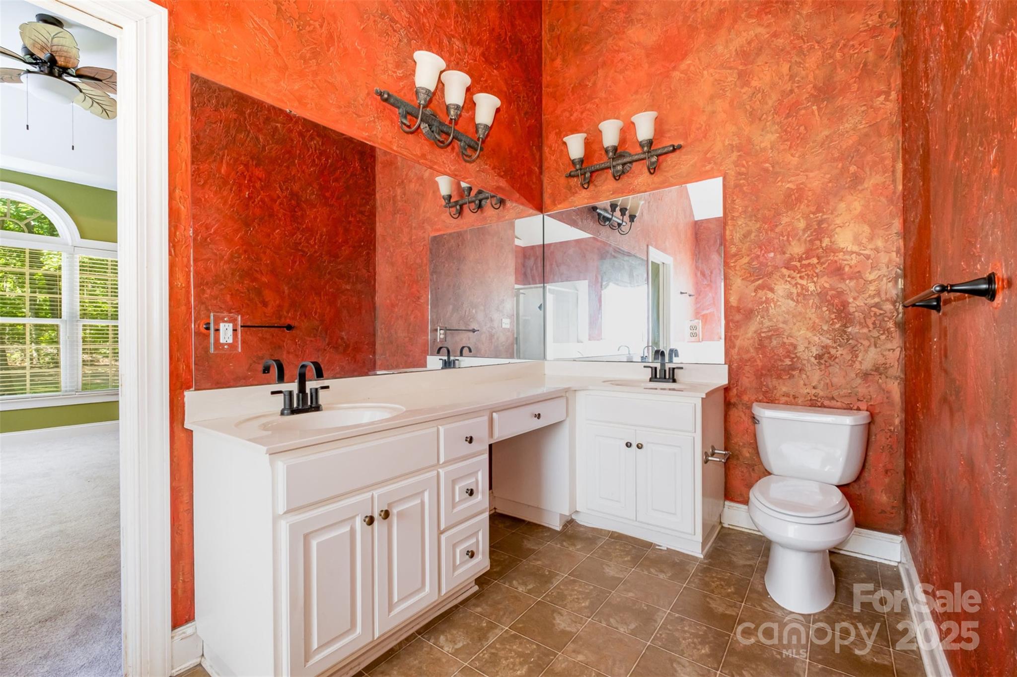 3917 Erskine Woods Drive