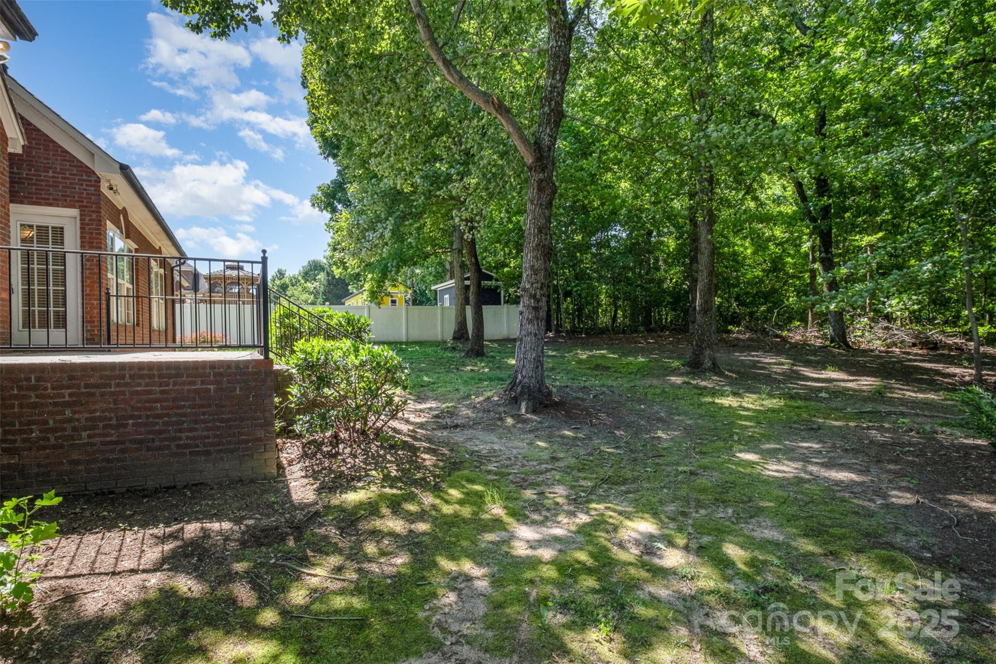 3917 Erskine Woods Drive