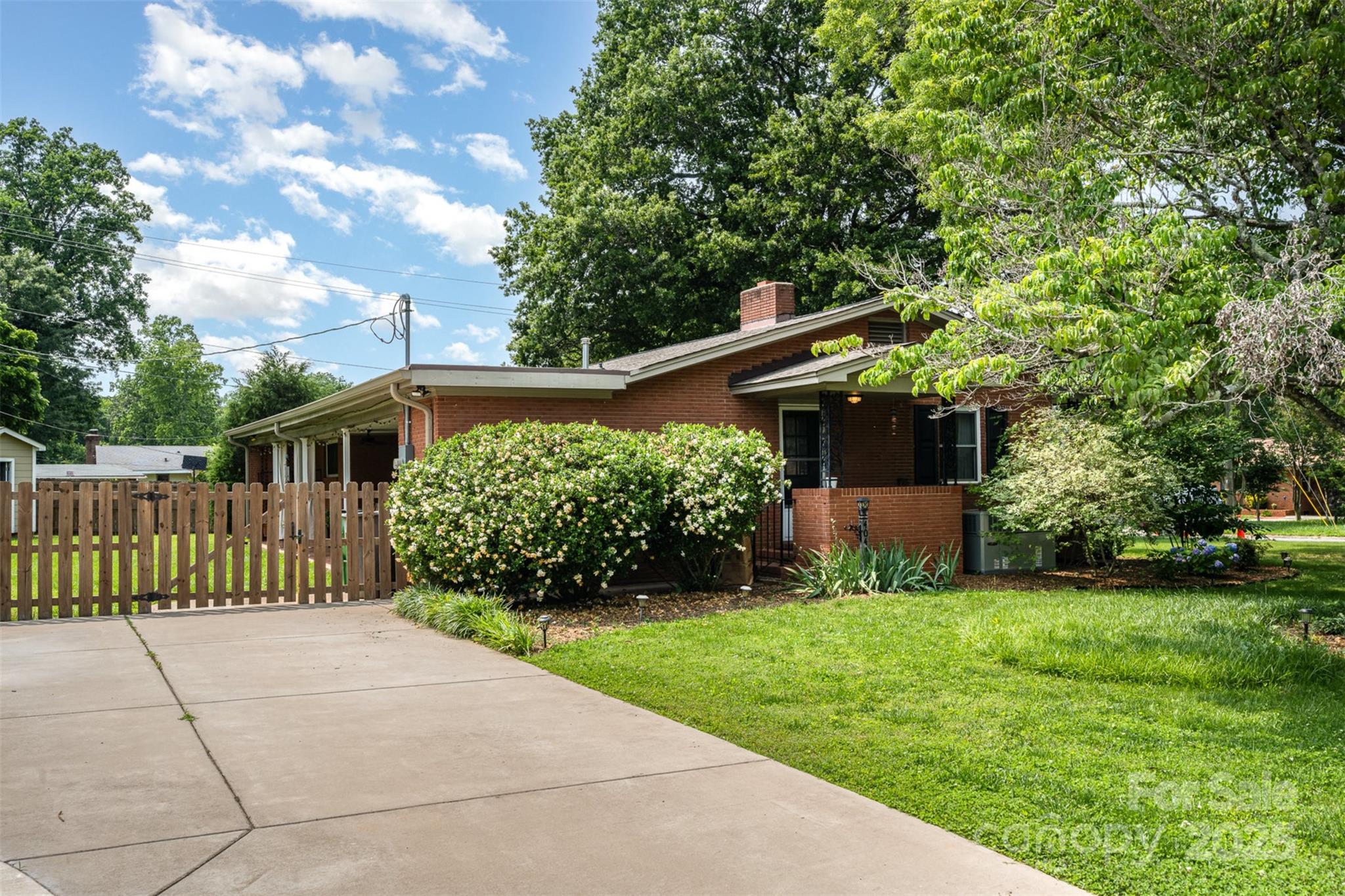 4044 Somerdale Lane