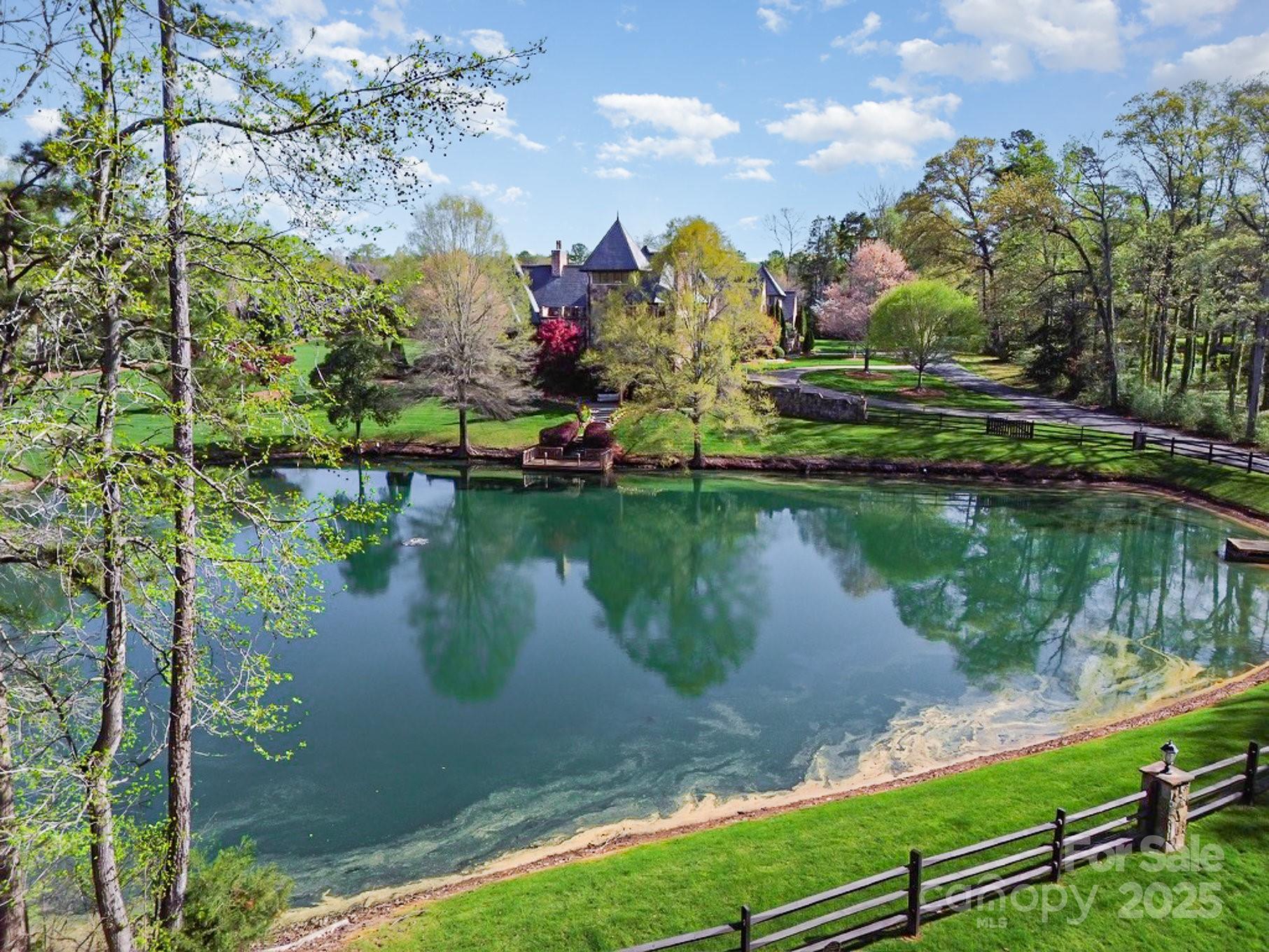 1601 Wandering Way Drive