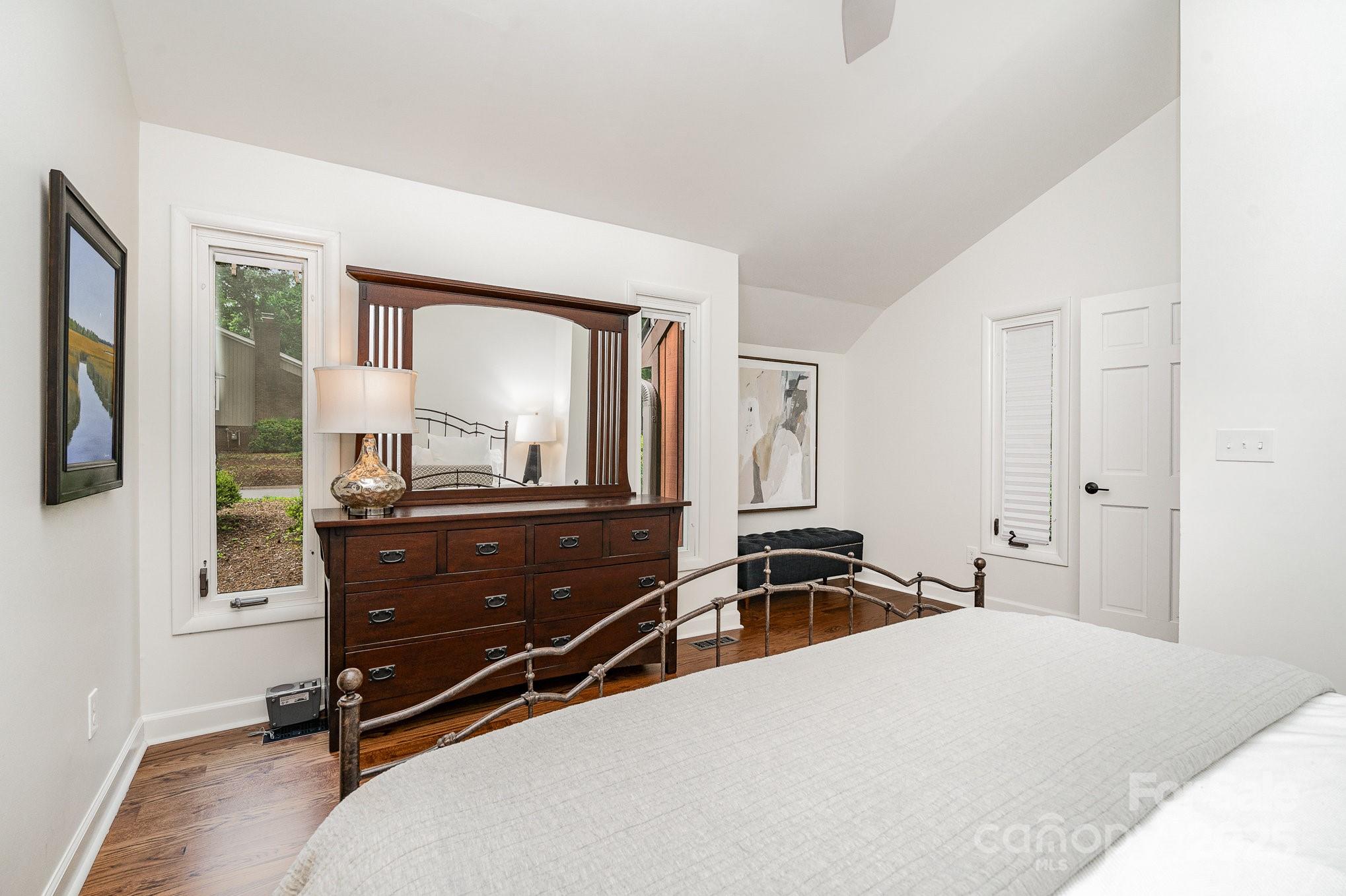 1601 Wandering Way Drive