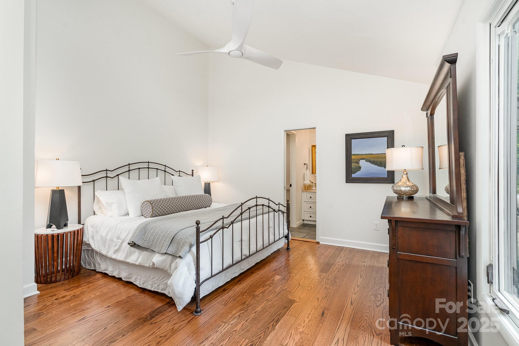 1601 Wandering Way Drive