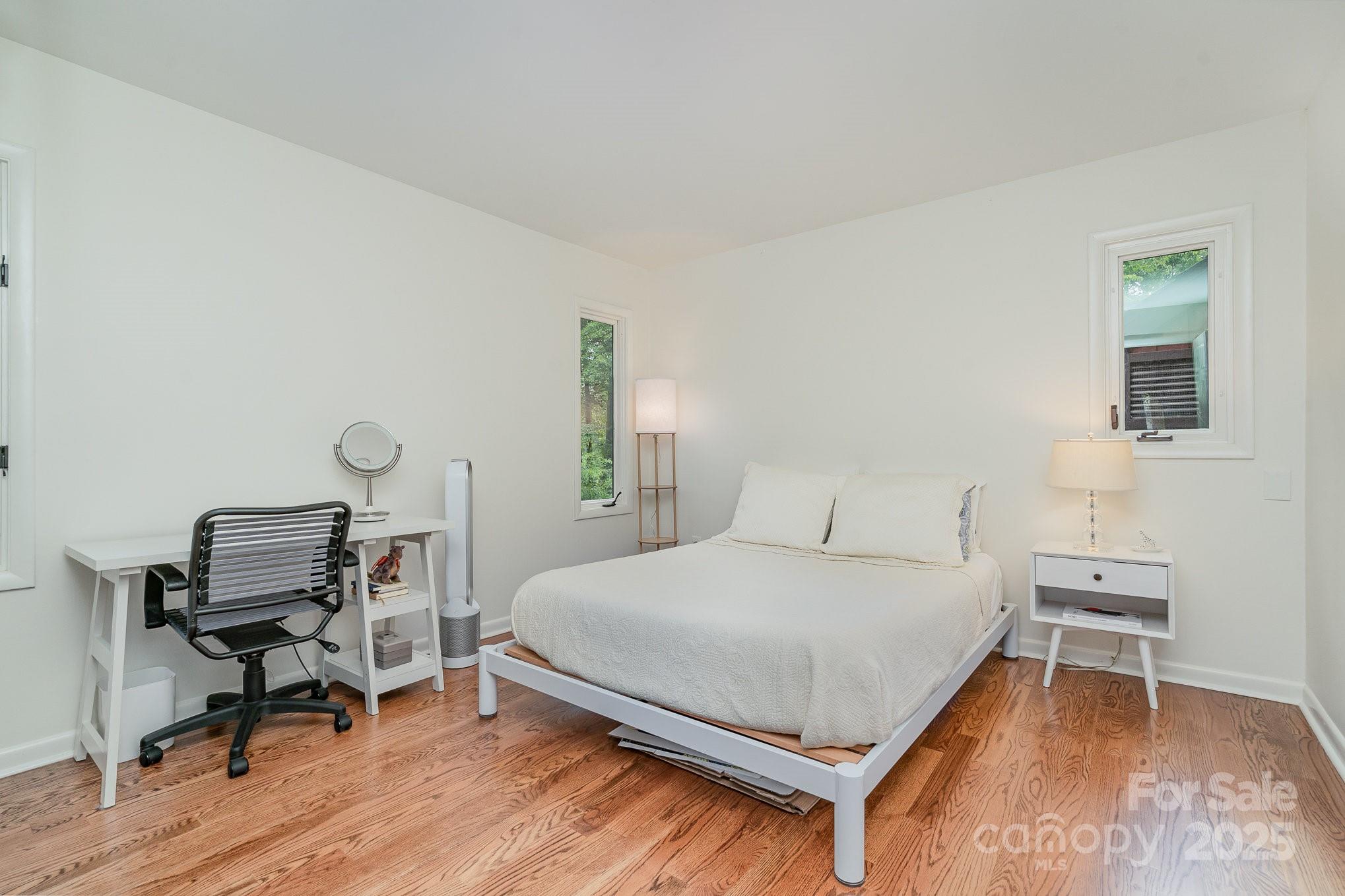 1601 Wandering Way Drive