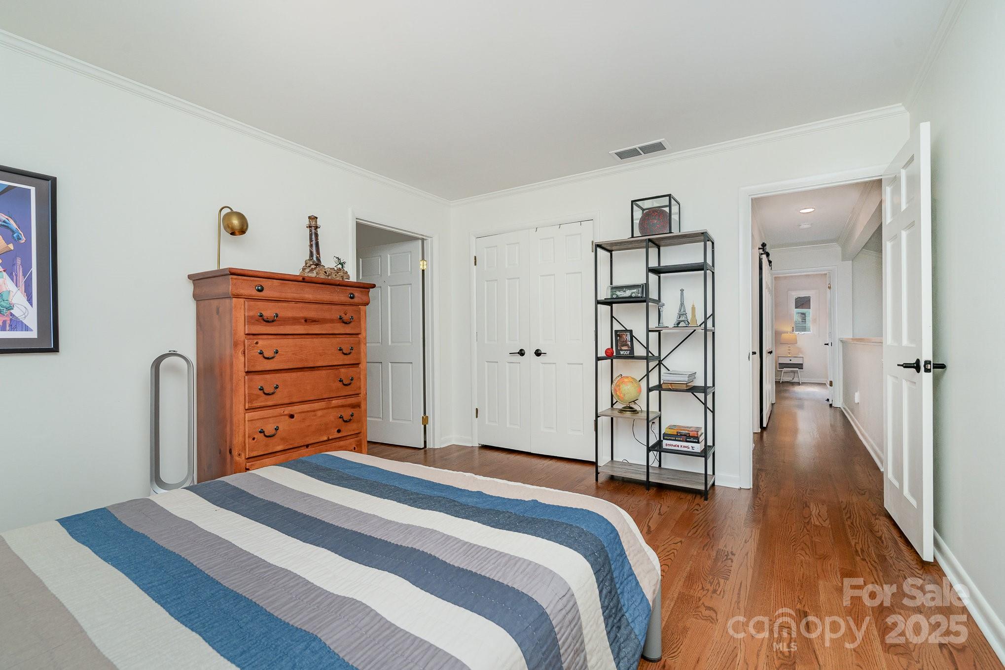 1601 Wandering Way Drive