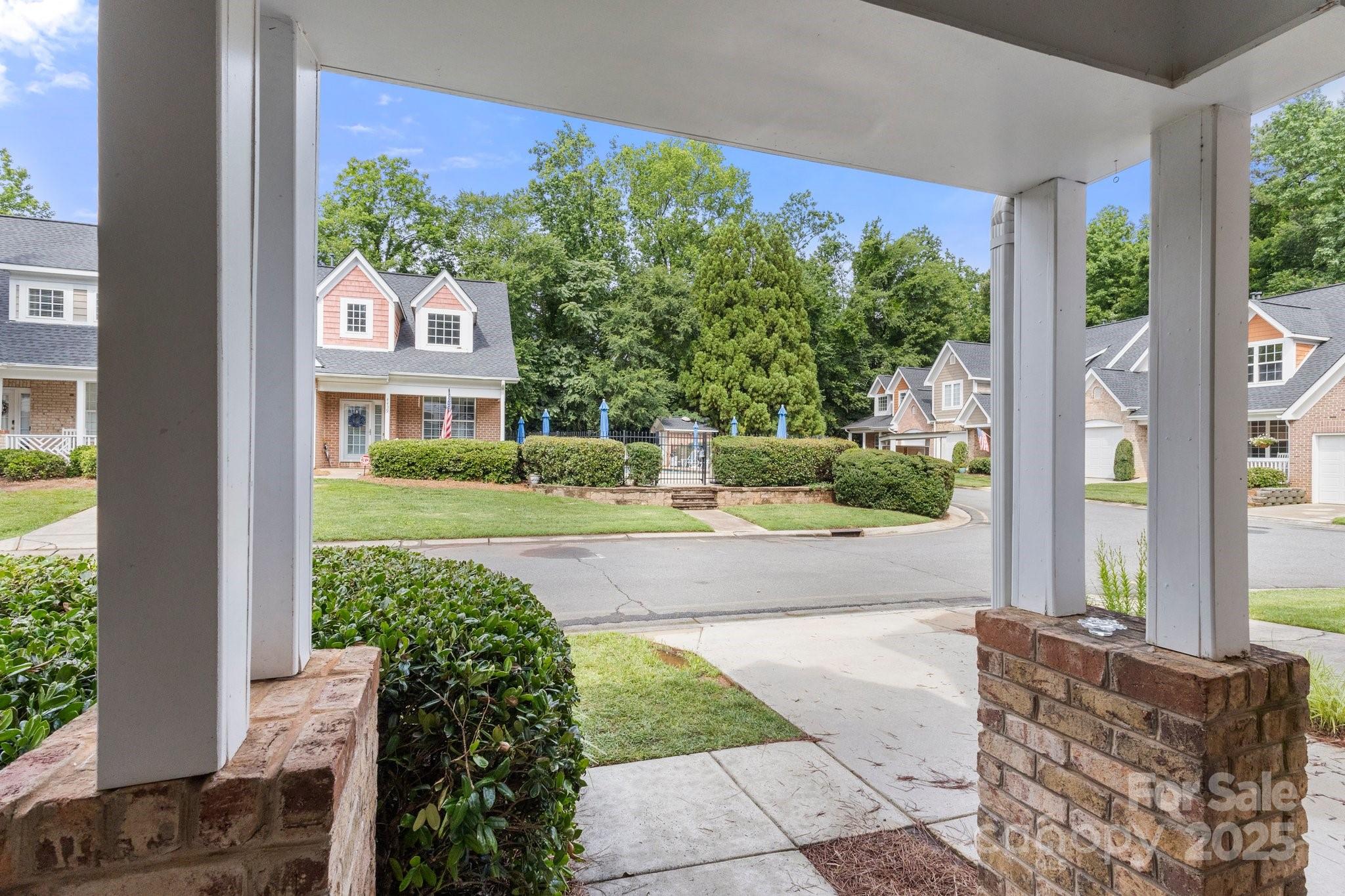 4442 Coventry Row Court