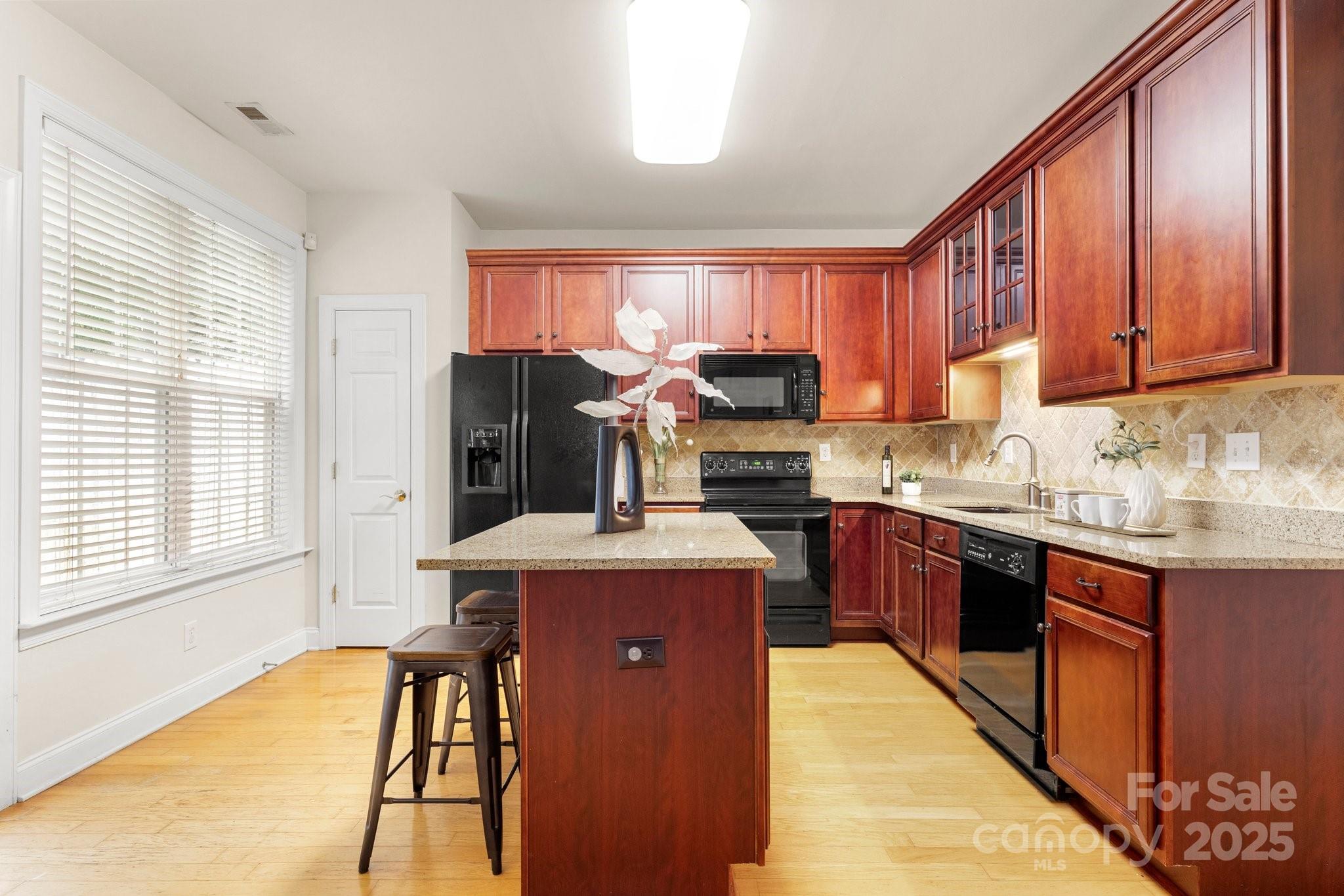 4442 Coventry Row Court