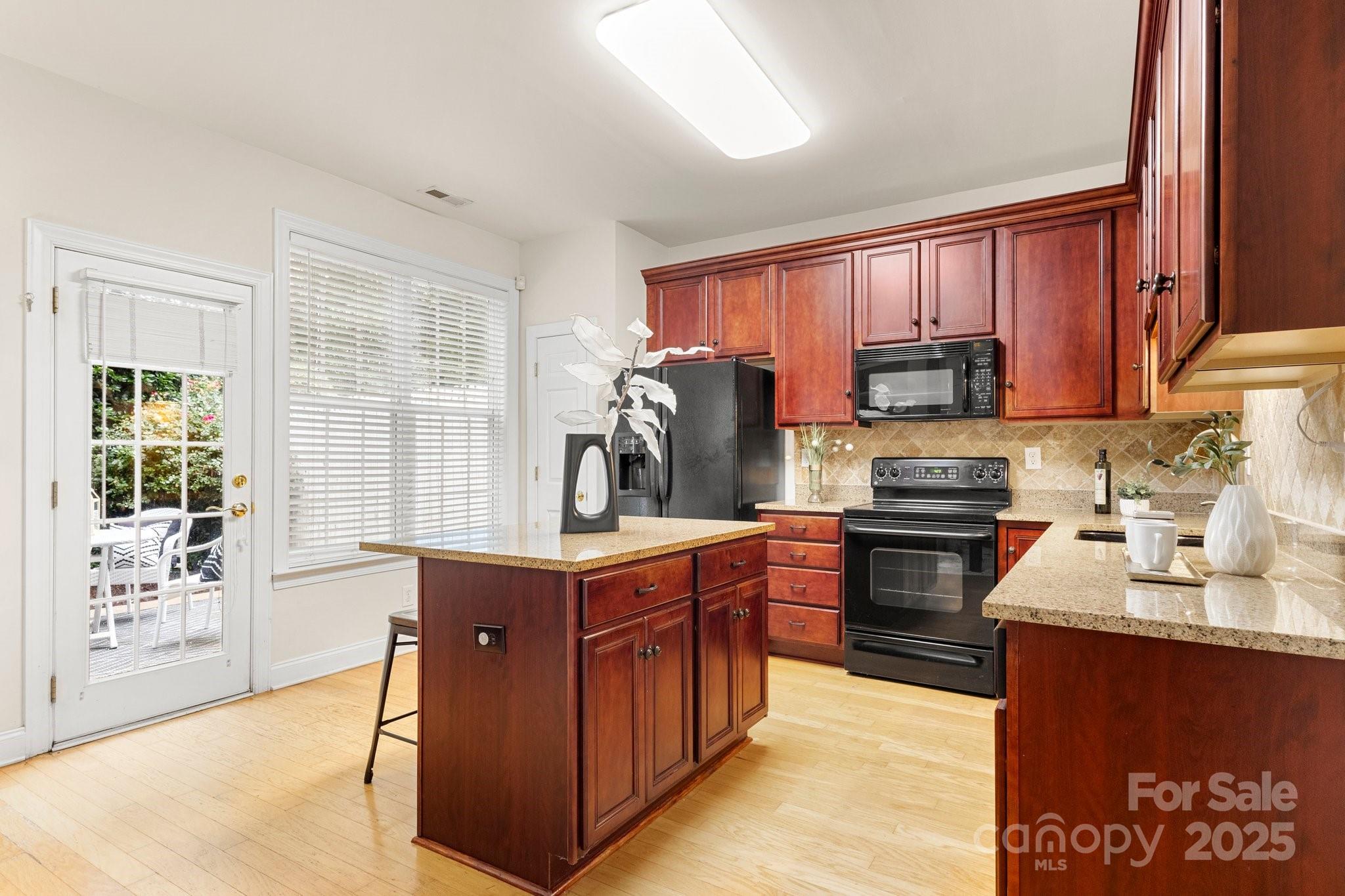 4442 Coventry Row Court