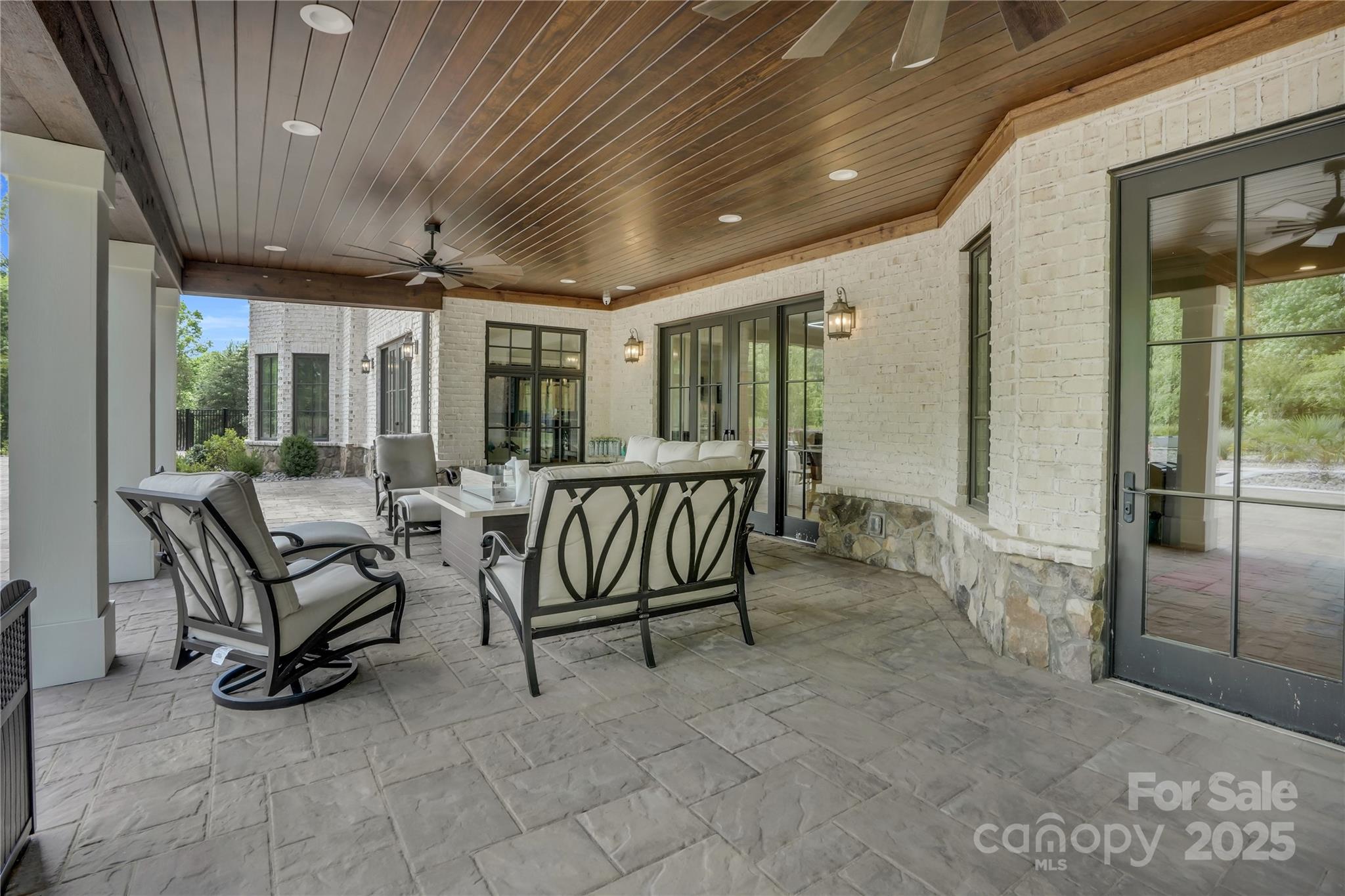 1430 Rosehill Drive