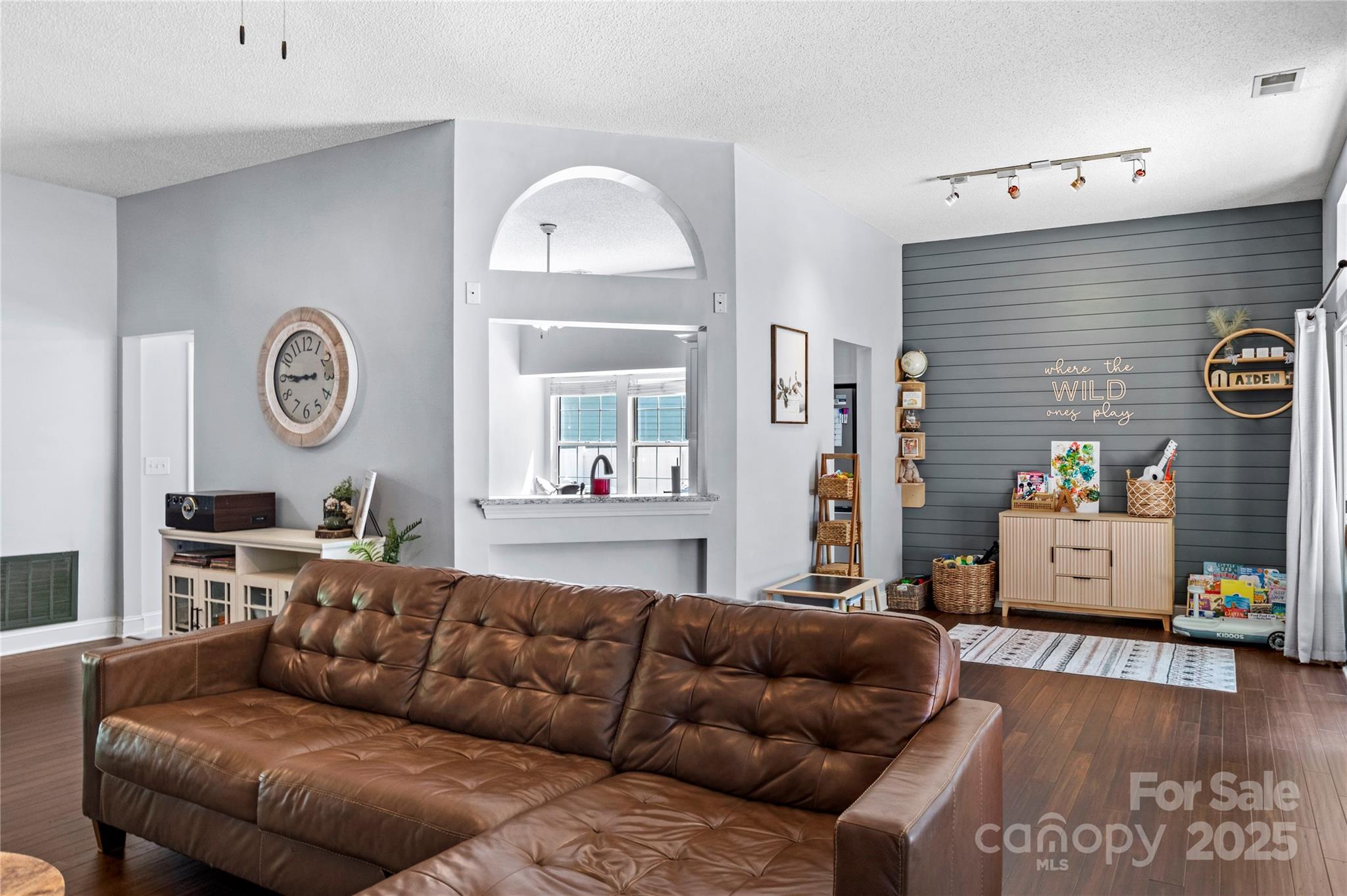 13517 Silver King Court