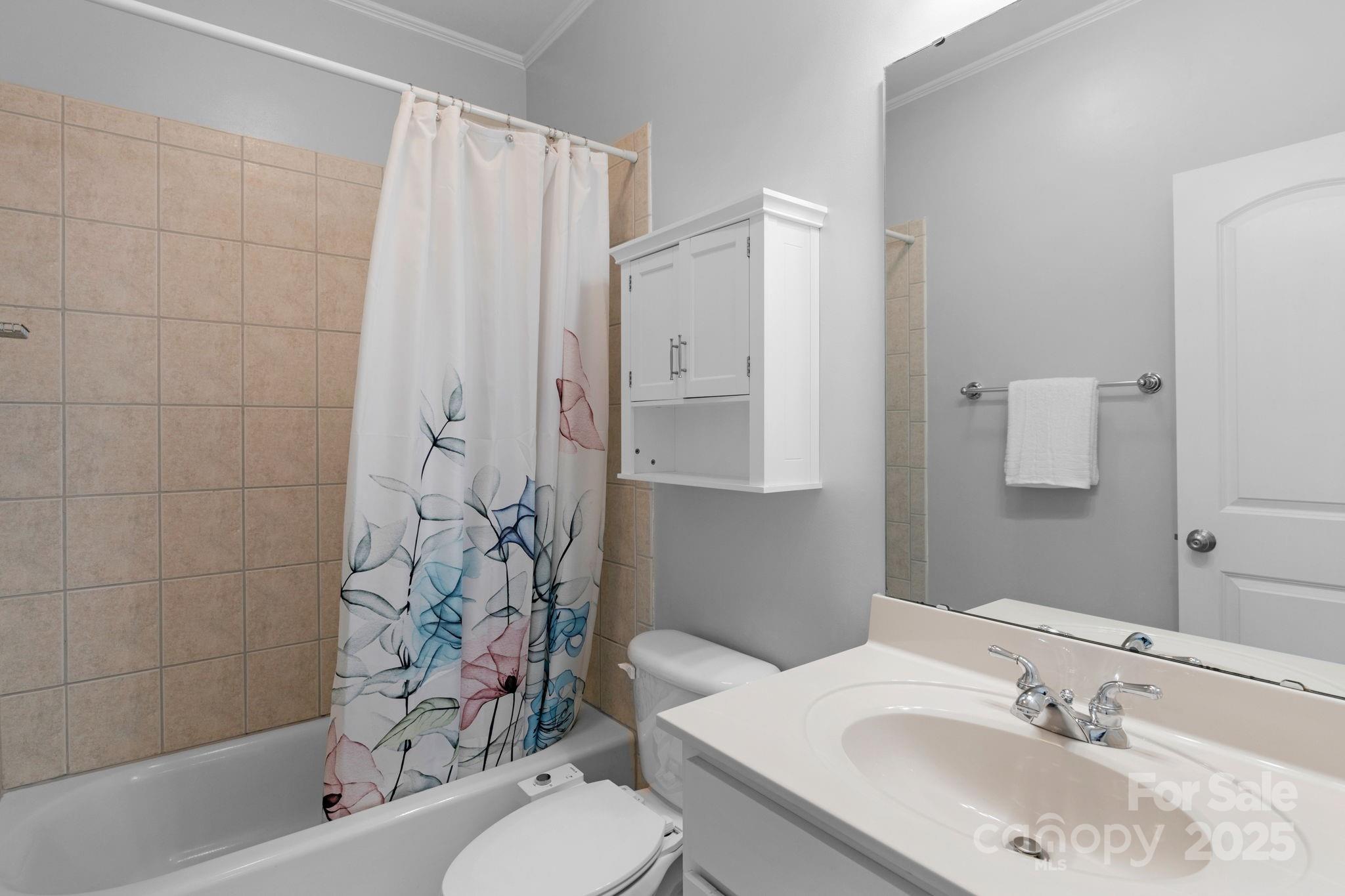 7404 Stonehaven Drive