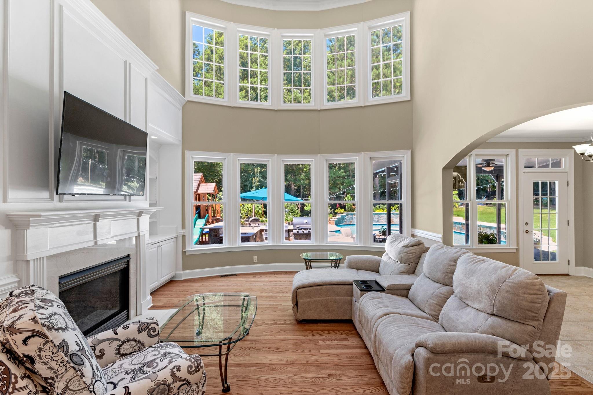 7404 Stonehaven Drive