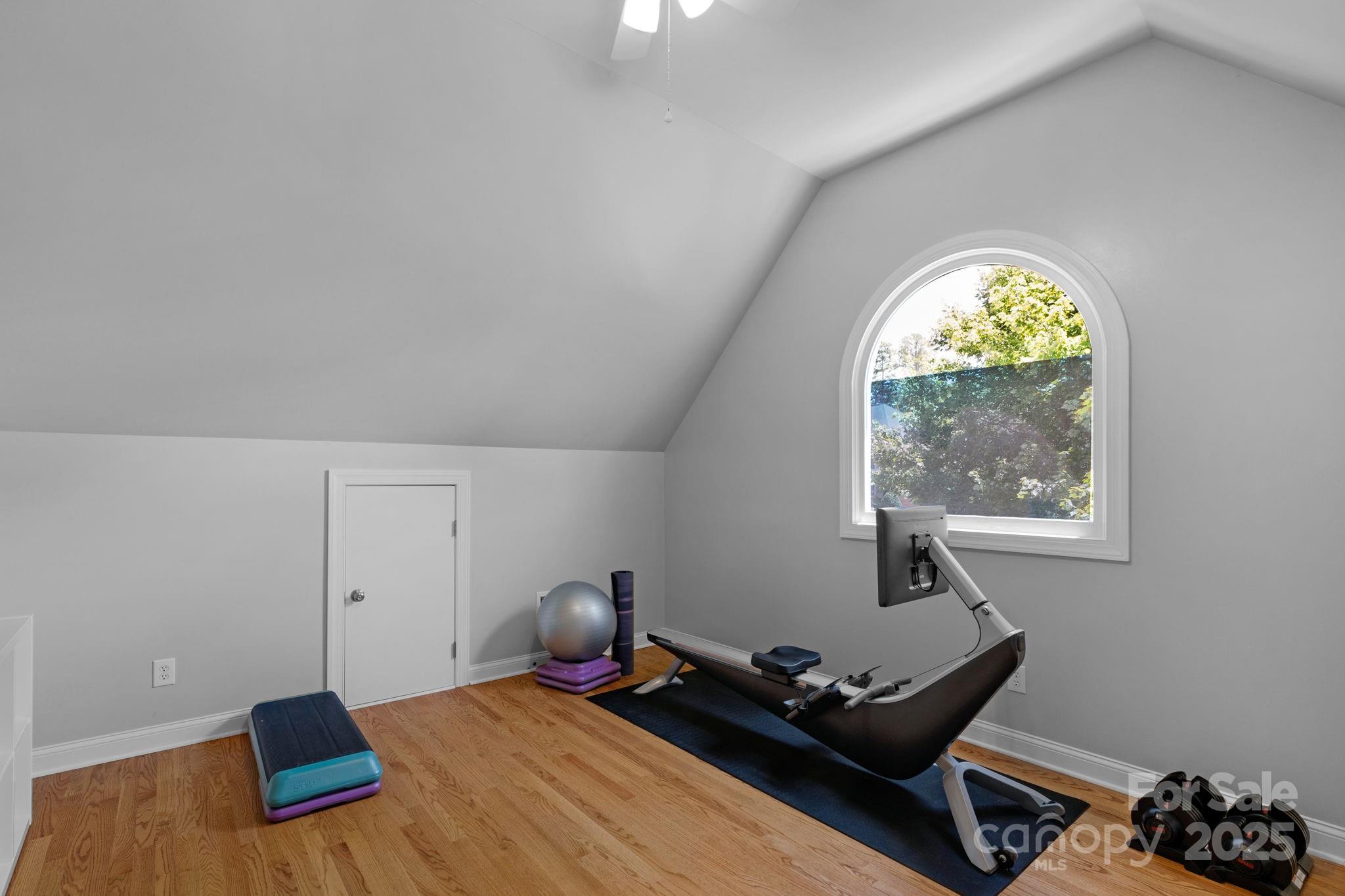 7404 Stonehaven Drive