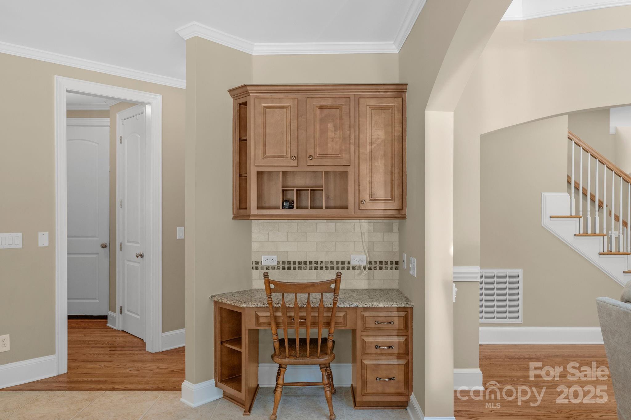 7404 Stonehaven Drive