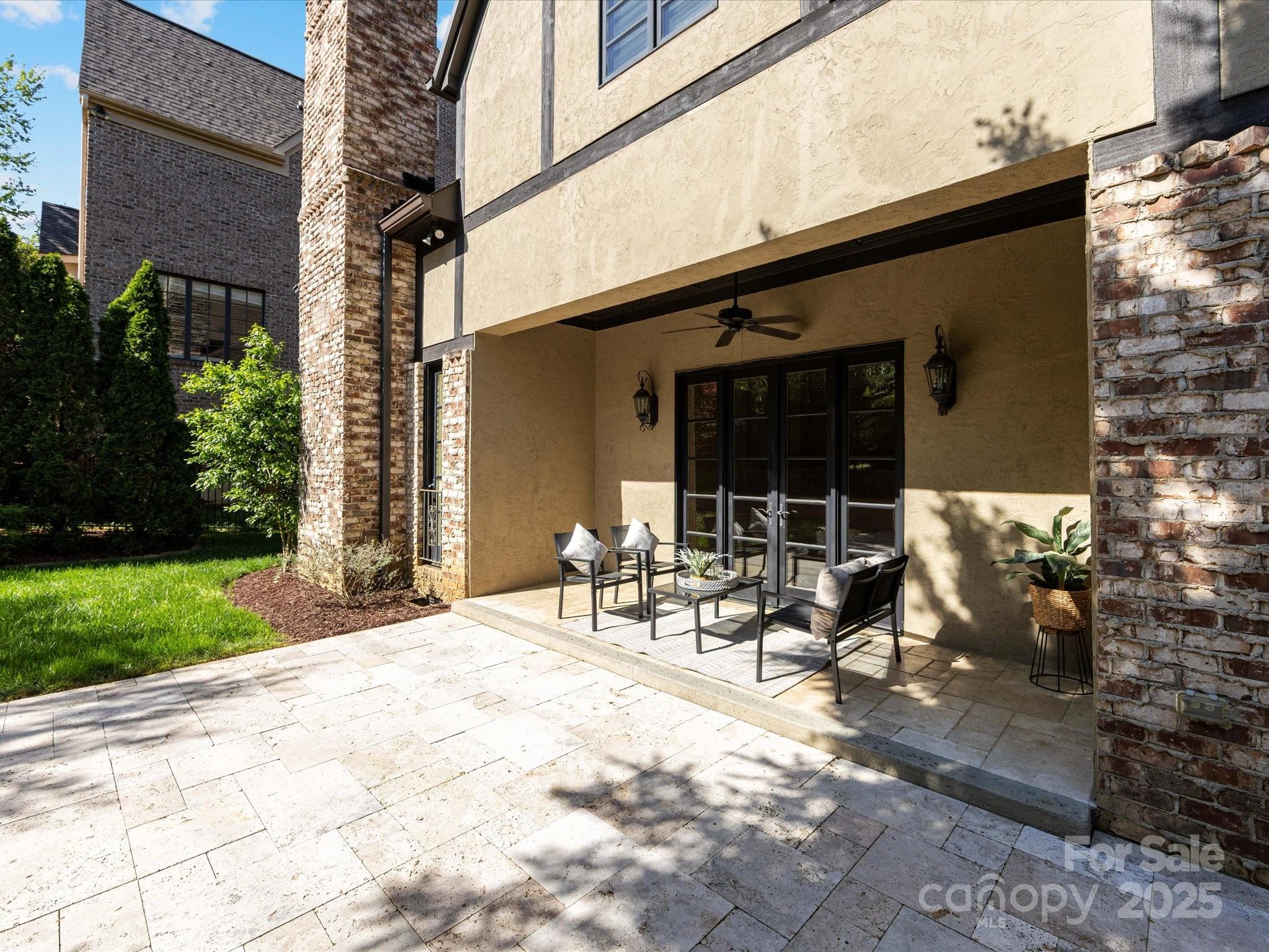 703 Sainte Rose Lane