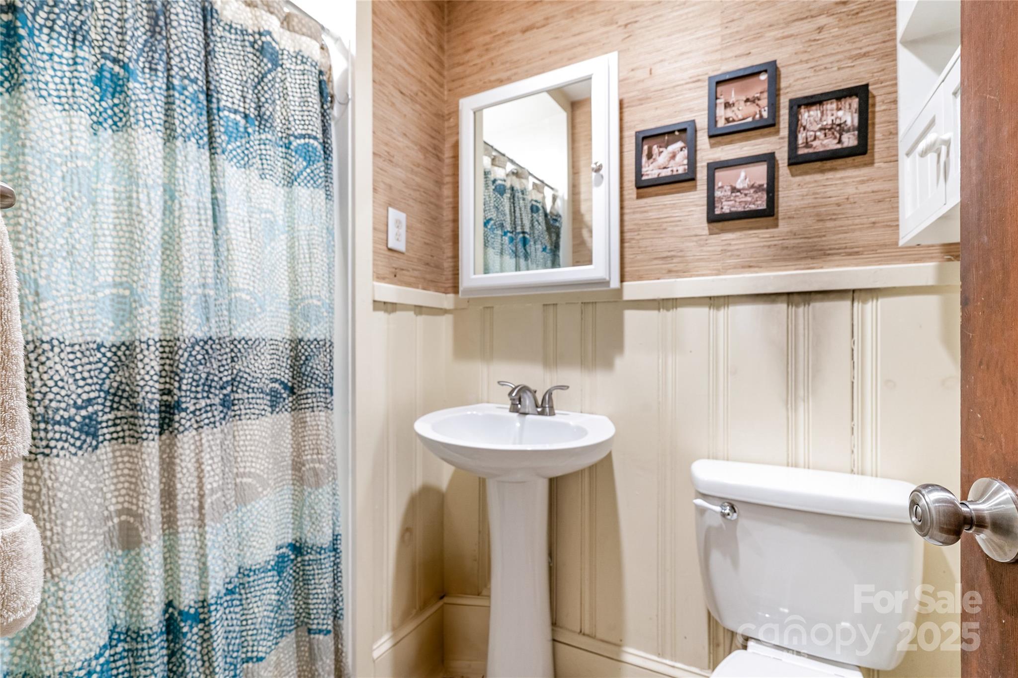 5811 Doncaster Drive