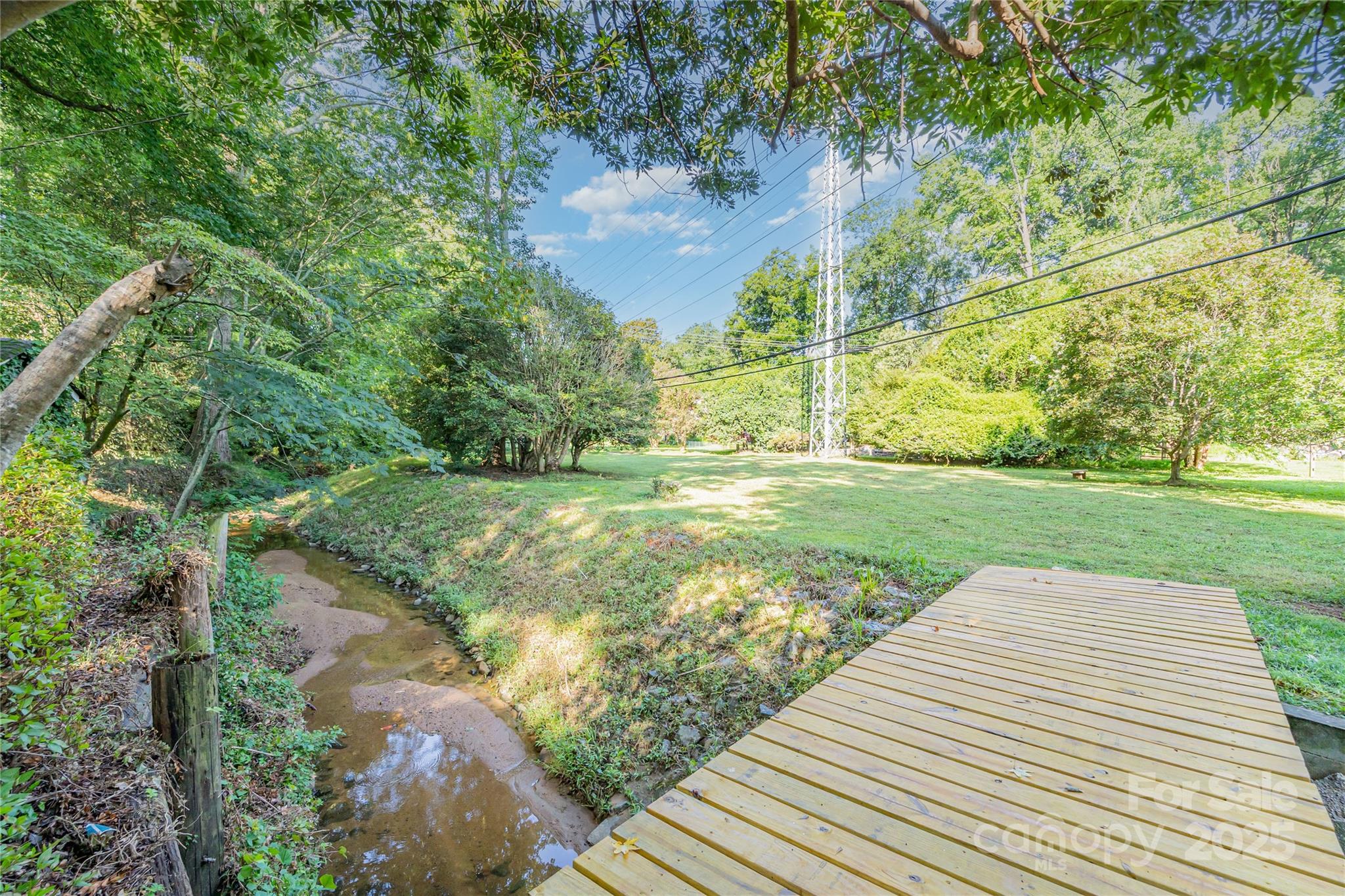 5811 Doncaster Drive