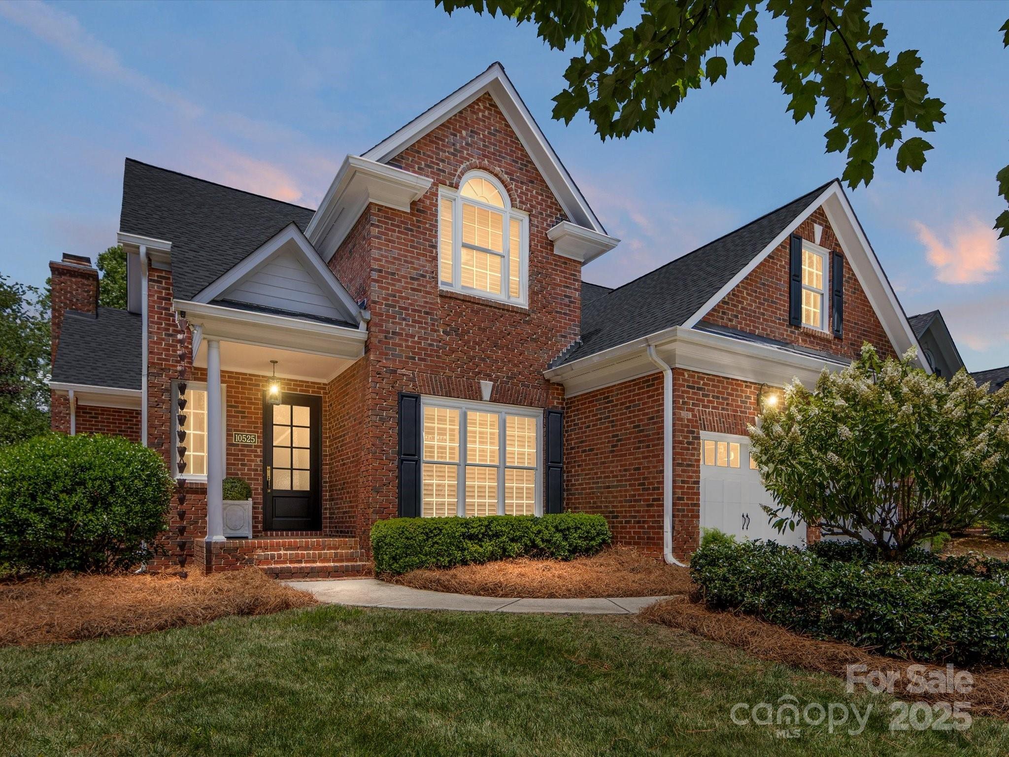 10525 Newberry Park Lane