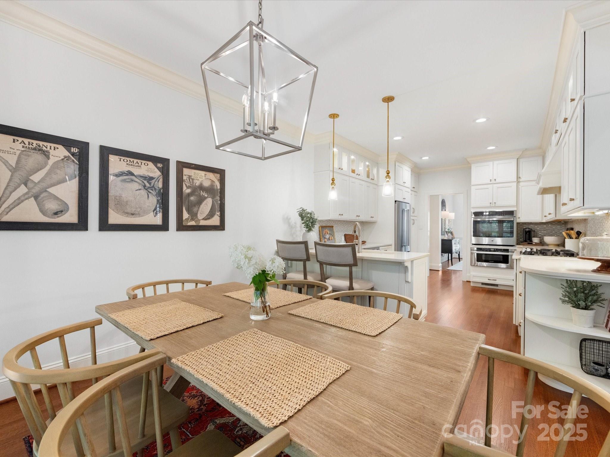 10525 Newberry Park Lane