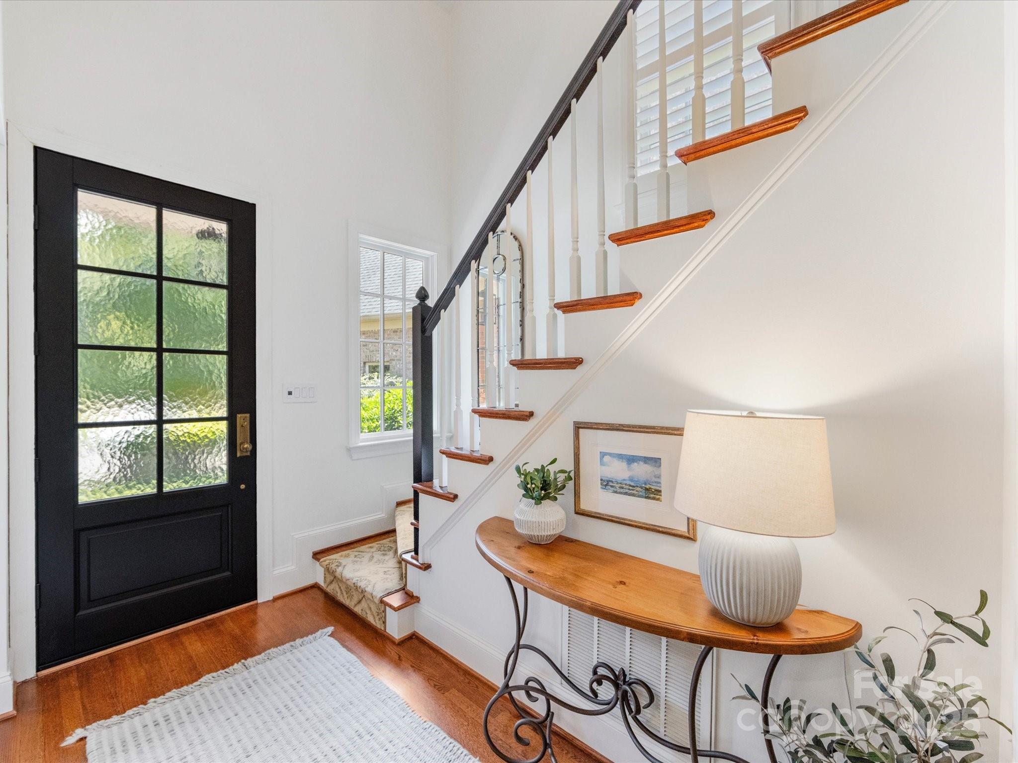 10525 Newberry Park Lane