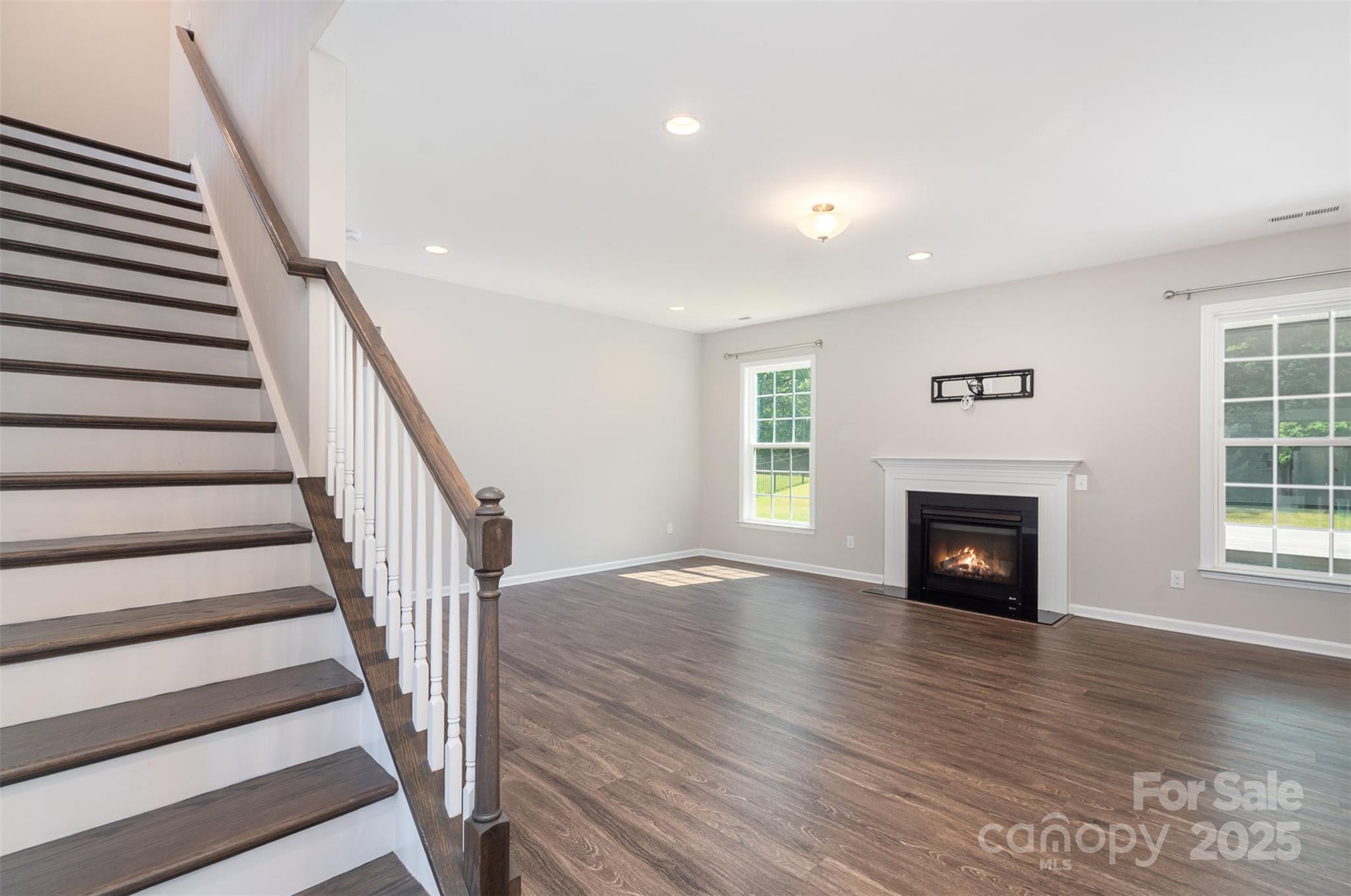 12140 Mcdowell Crossing