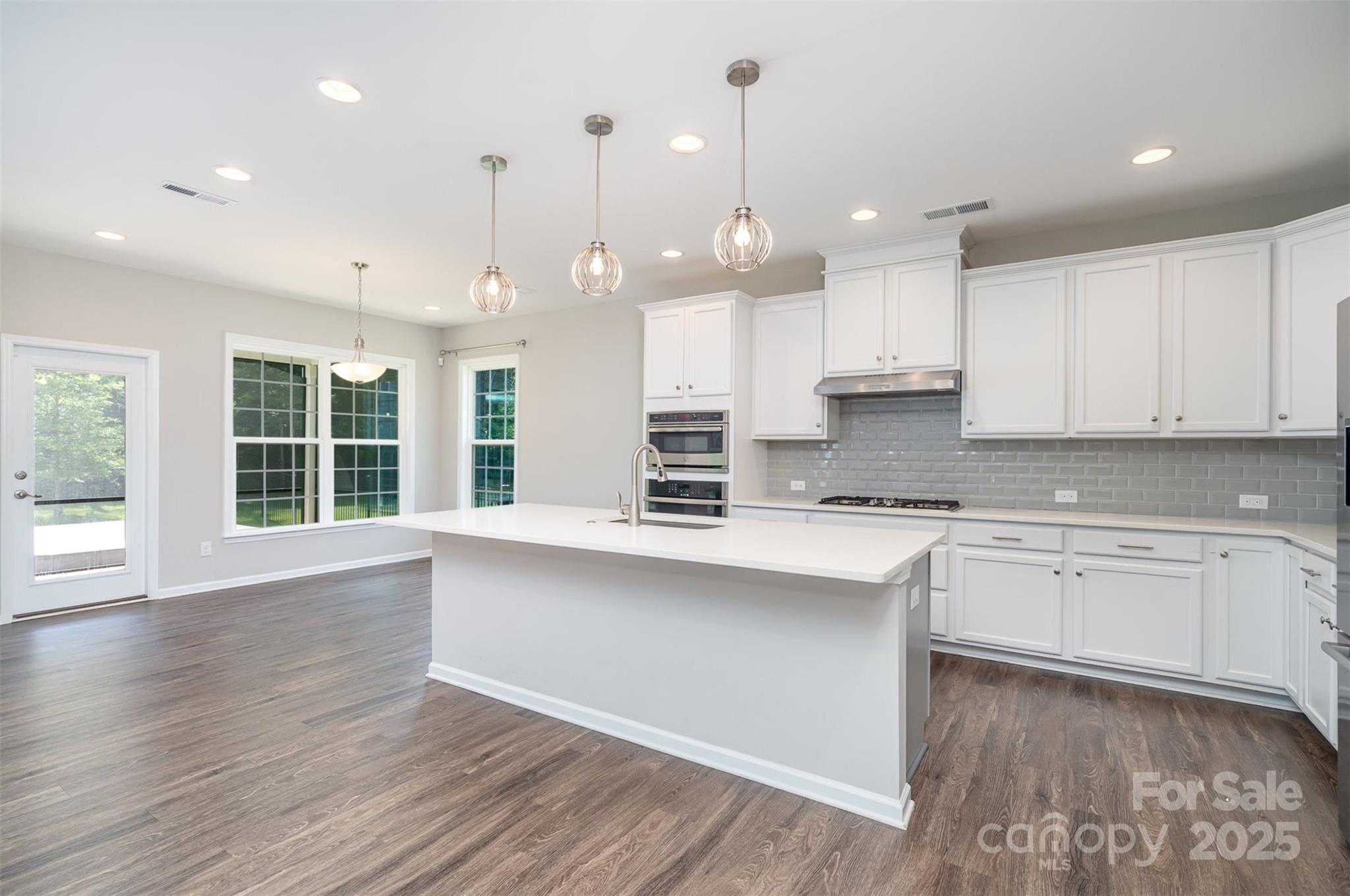 12140 Mcdowell Crossing