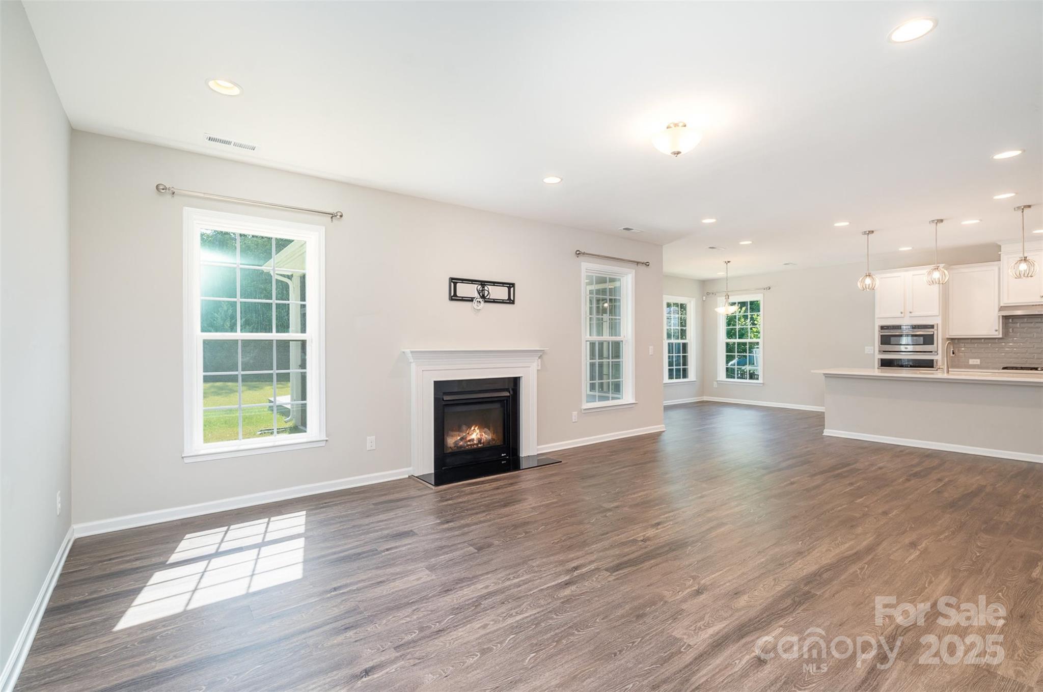 12140 Mcdowell Crossing