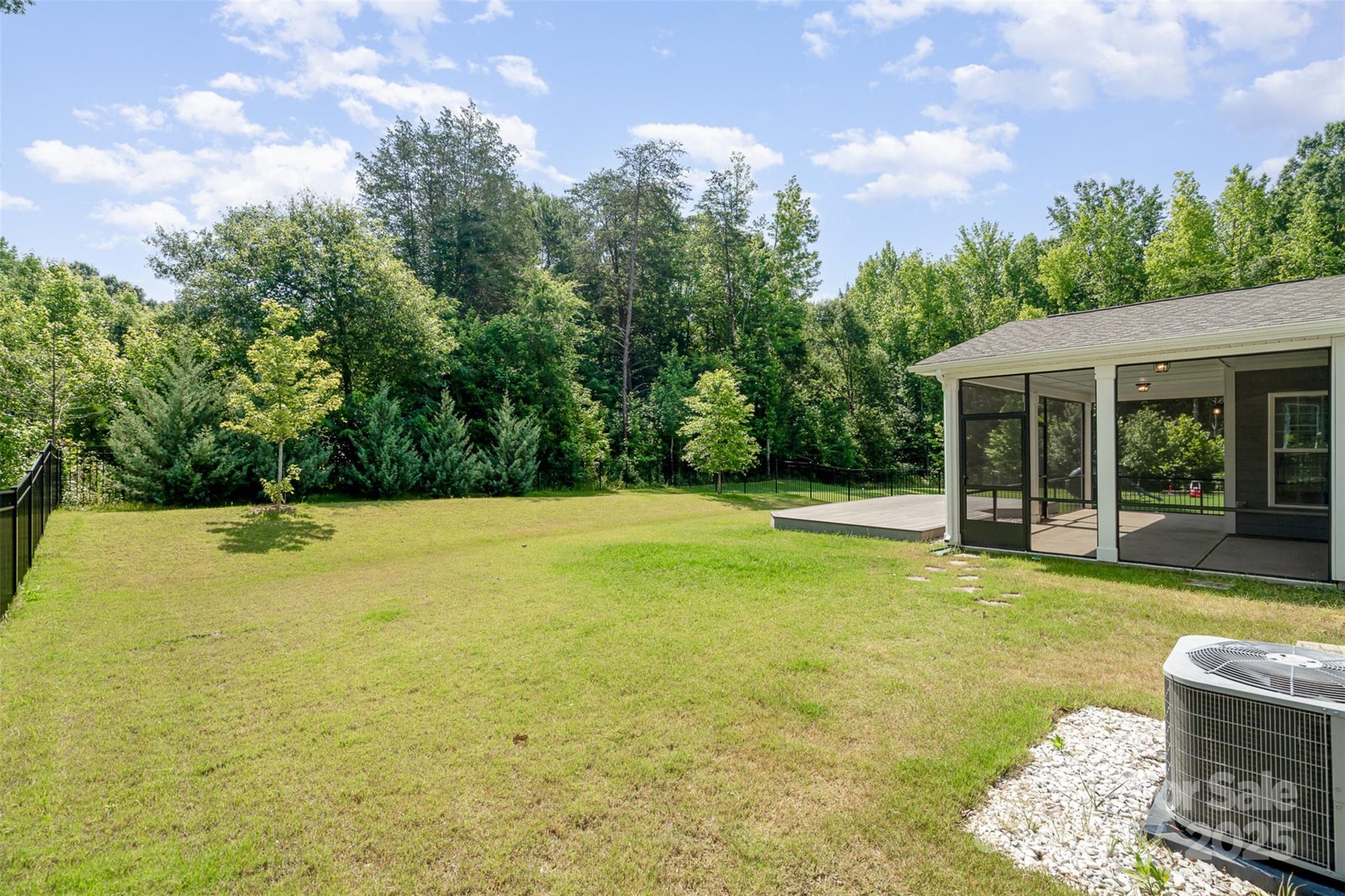 12140 Mcdowell Crossing