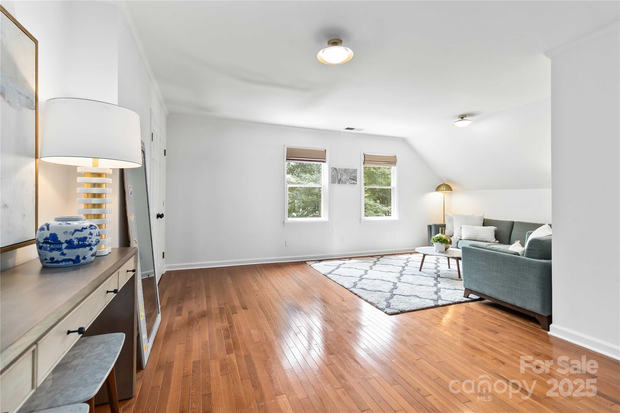 914 Mangionne Drive