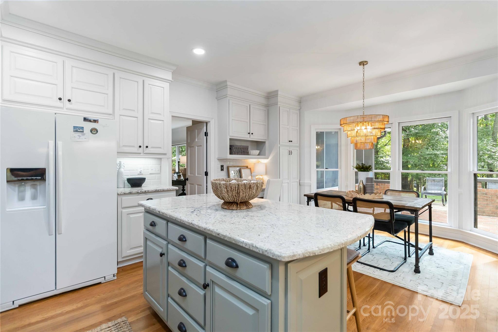 914 Mangionne Drive