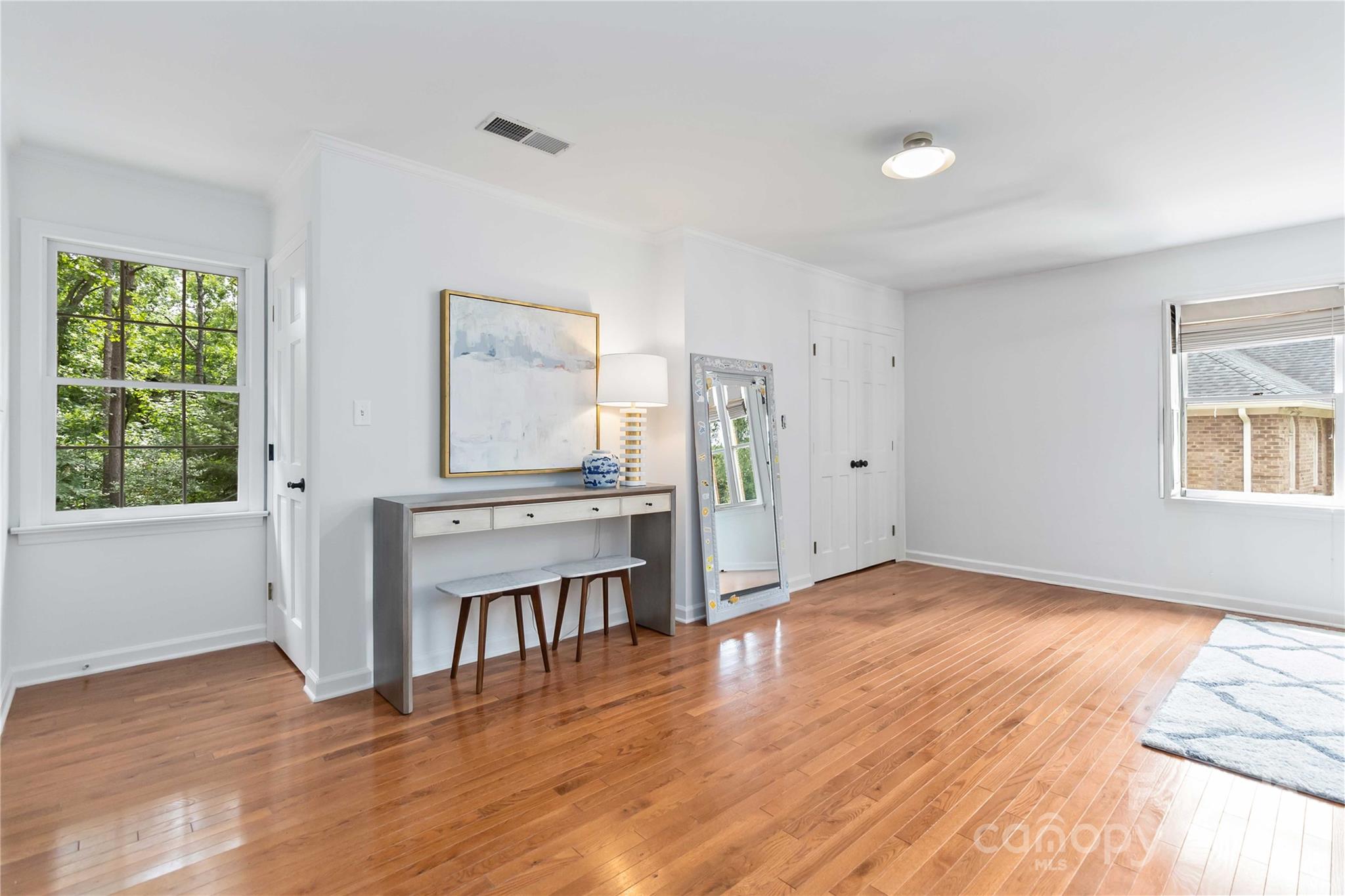 914 Mangionne Drive