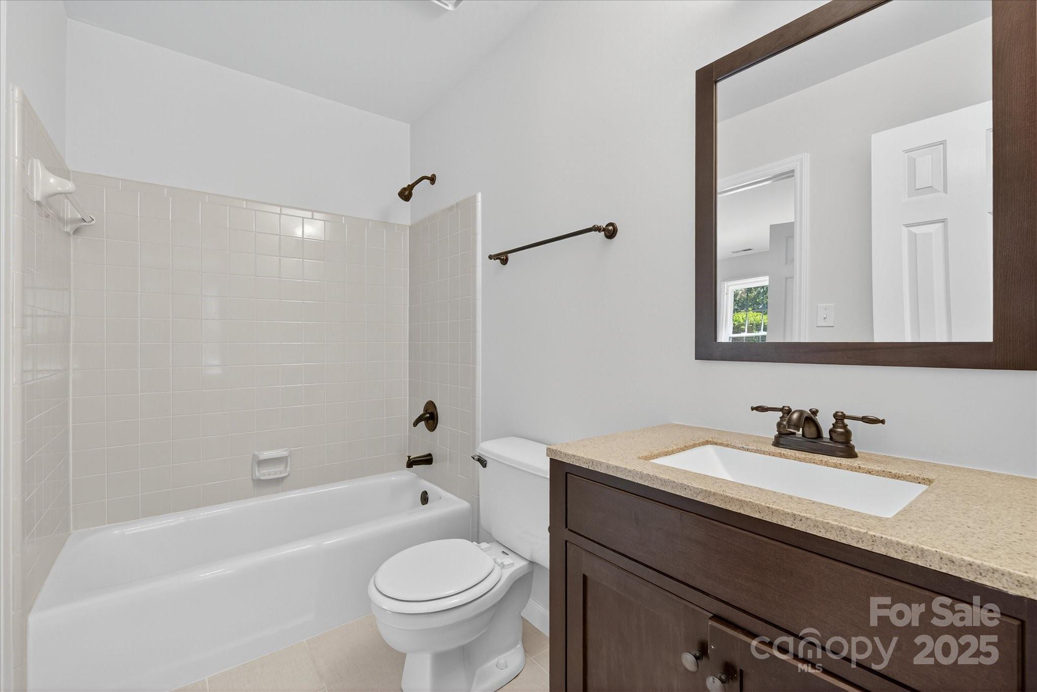 10935 Winterbourne Court