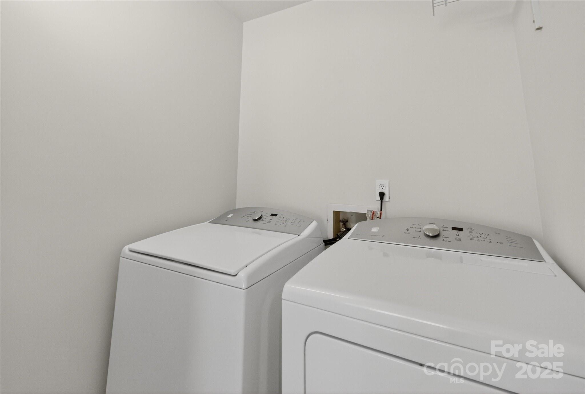 10935 Winterbourne Court