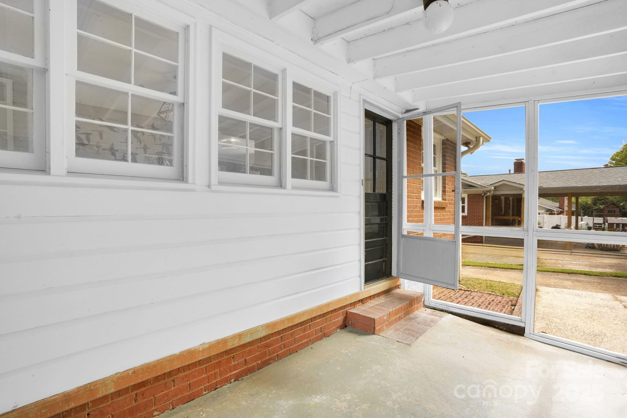 1614 Wensley Drive