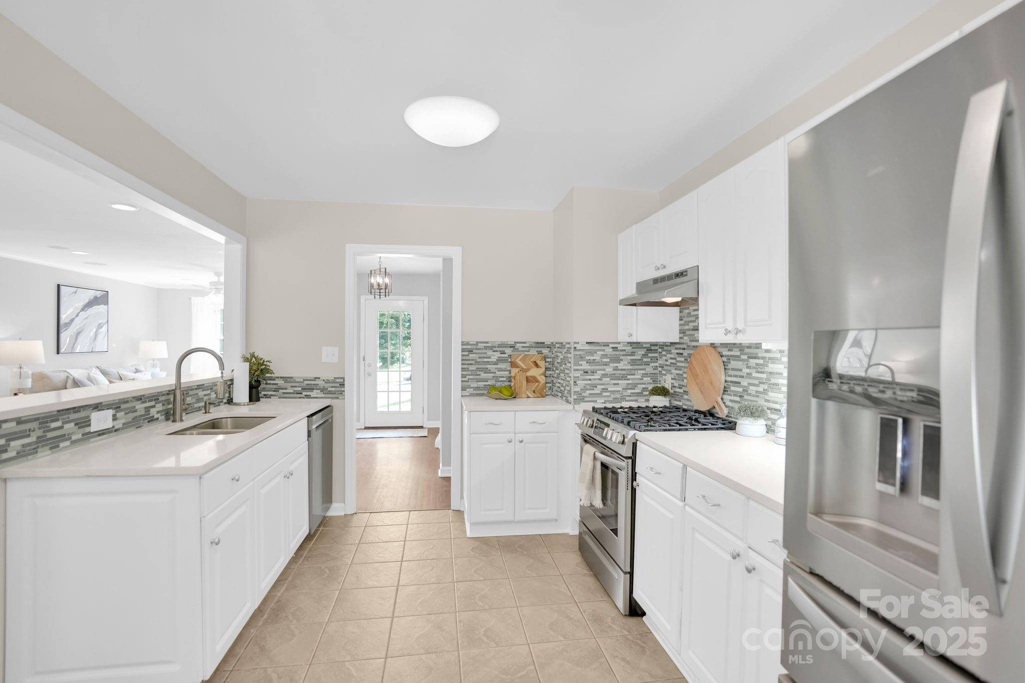 539 Hollis Road