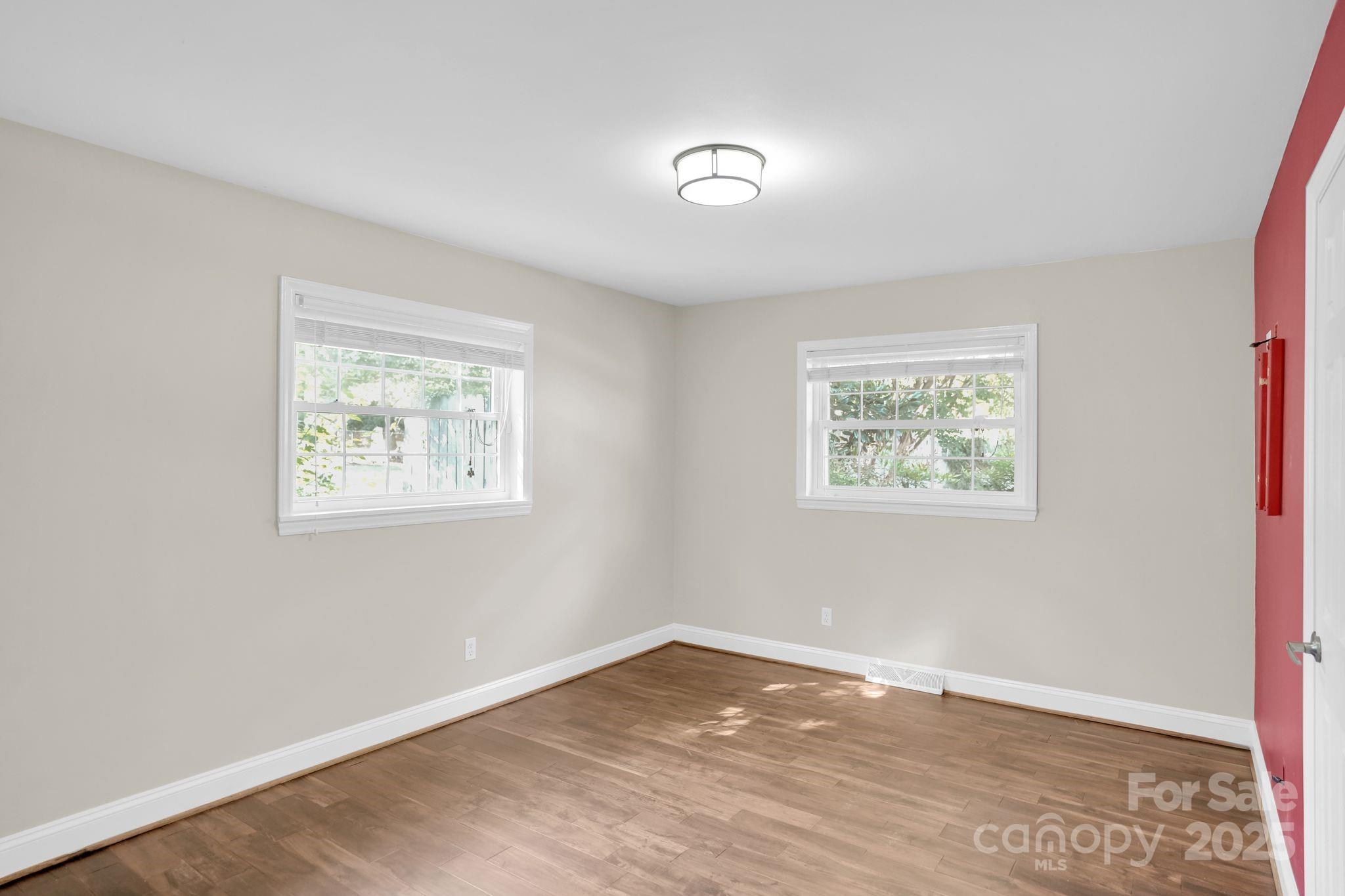 539 Hollis Road