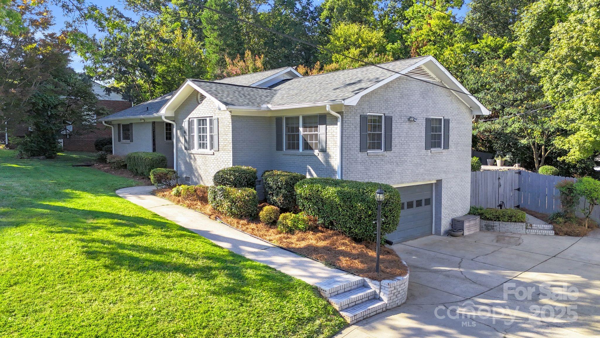 539 Hollis Road