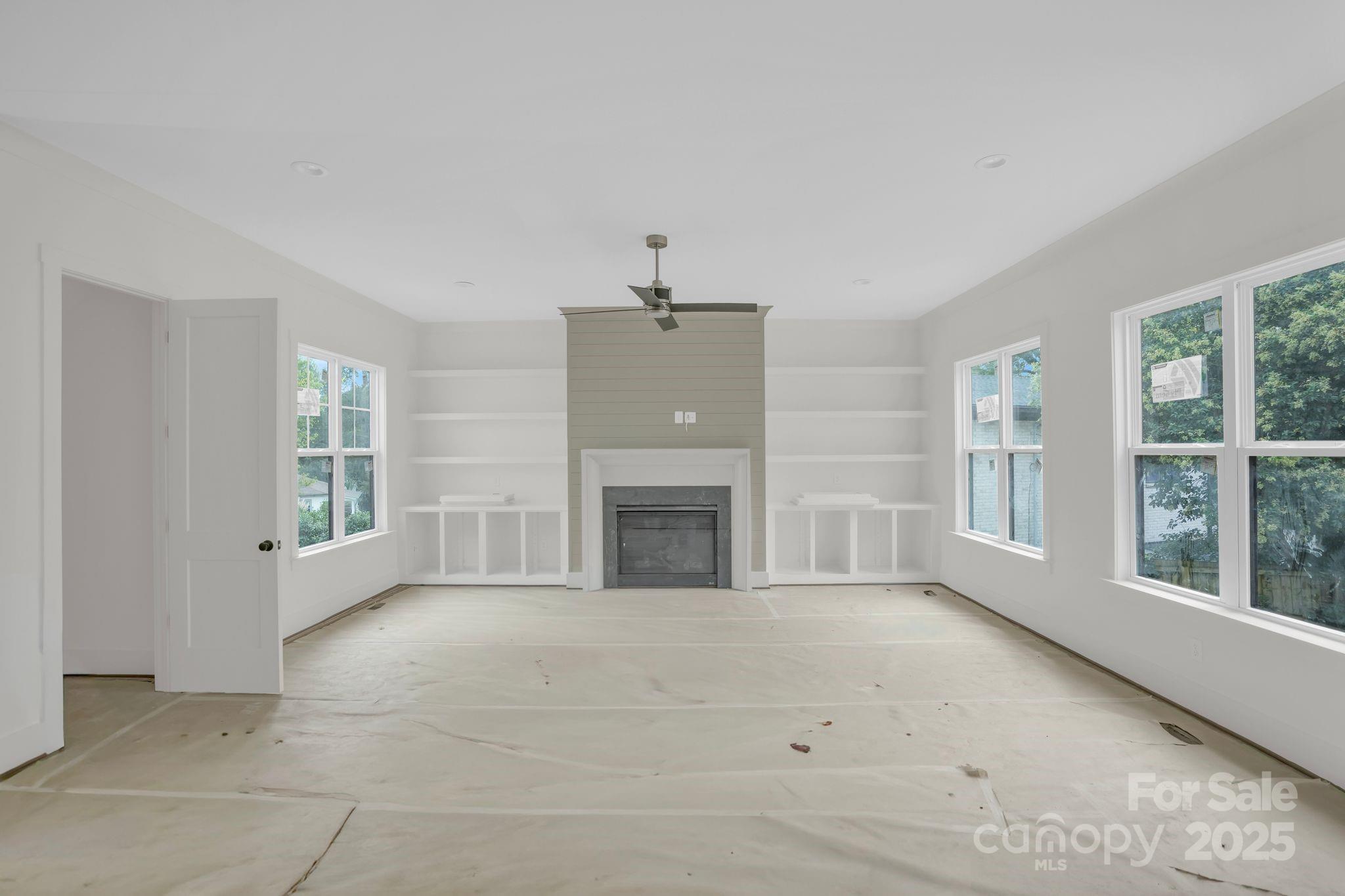 4918 Buckingham Drive