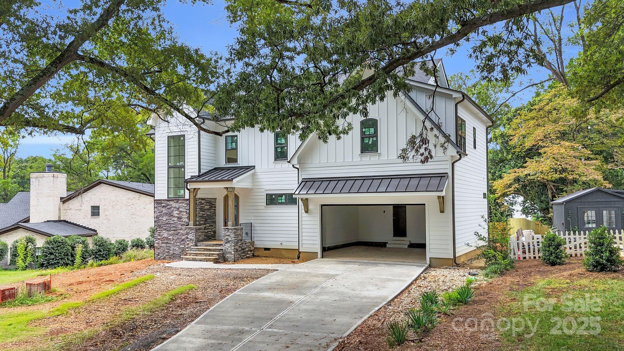 4918 Buckingham Drive