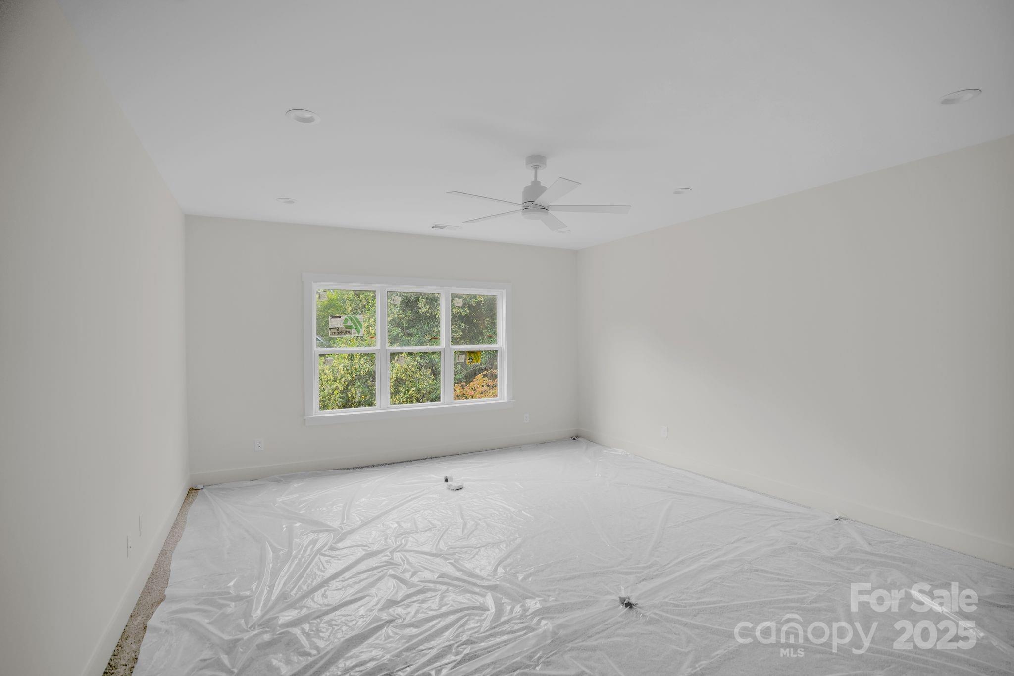 4918 Buckingham Drive