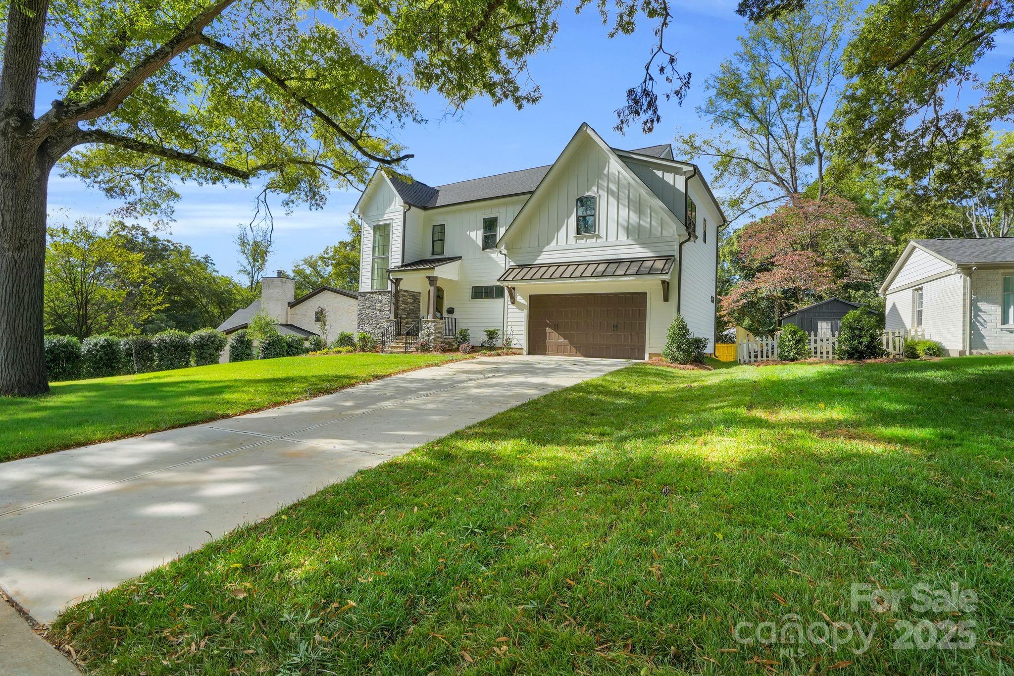 4918 Buckingham Drive