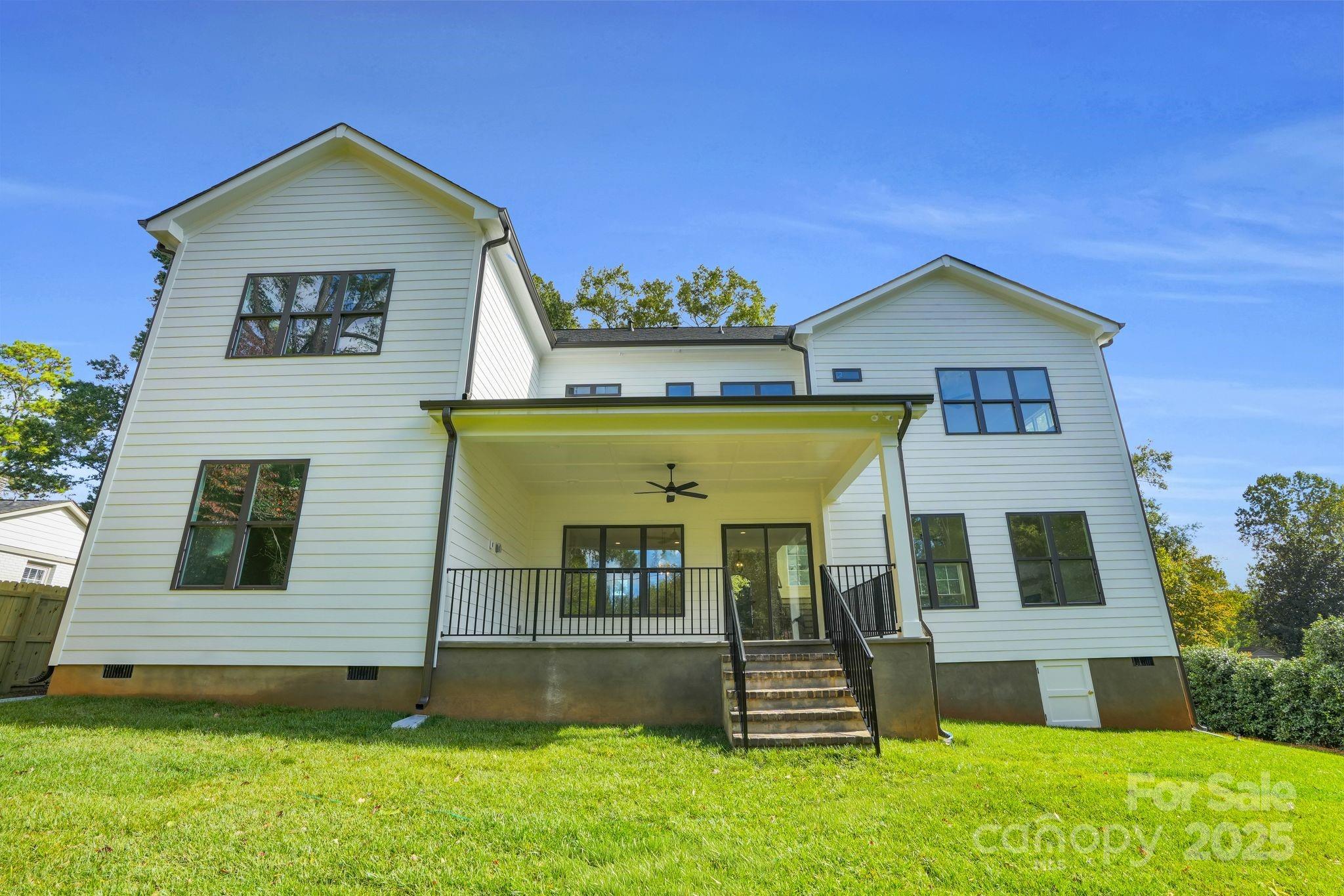 4918 Buckingham Drive