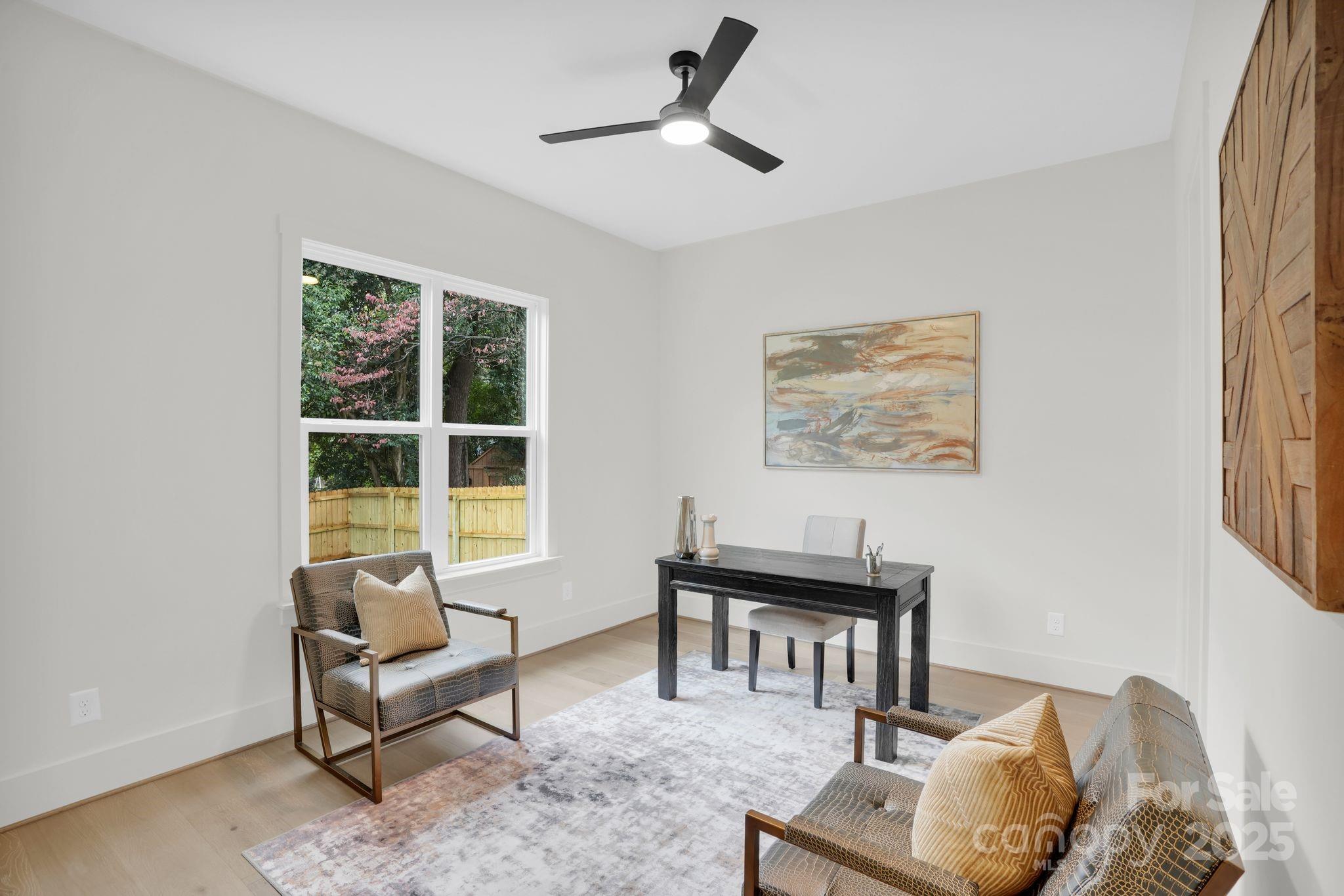 4918 Buckingham Drive