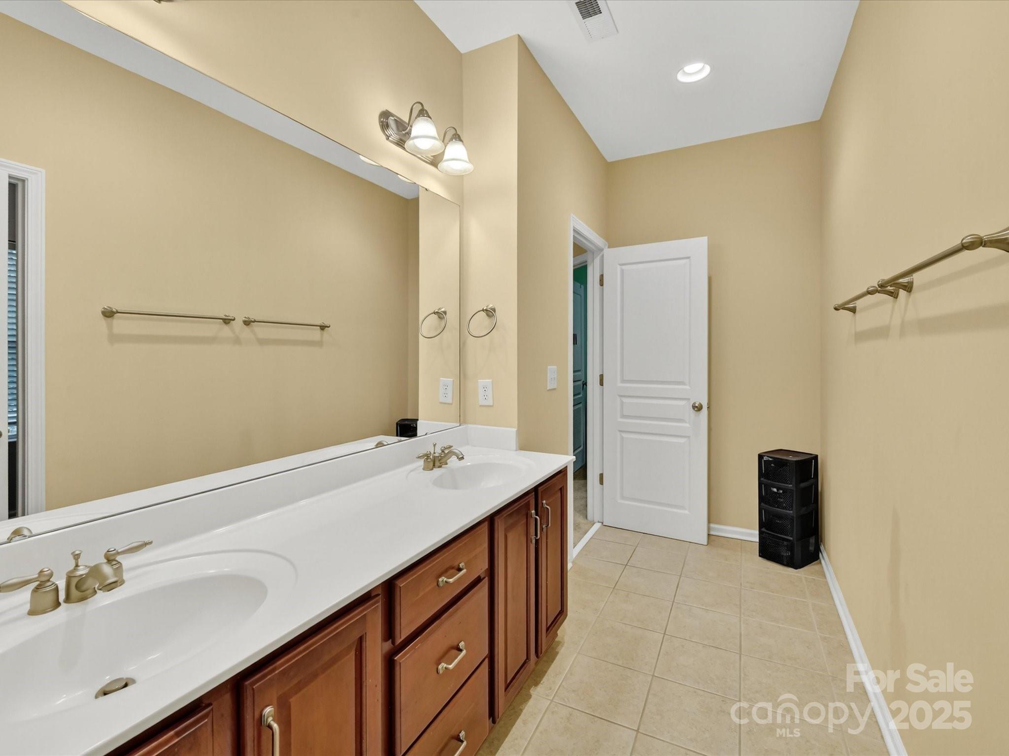 13127 Centennial Commons Parkway