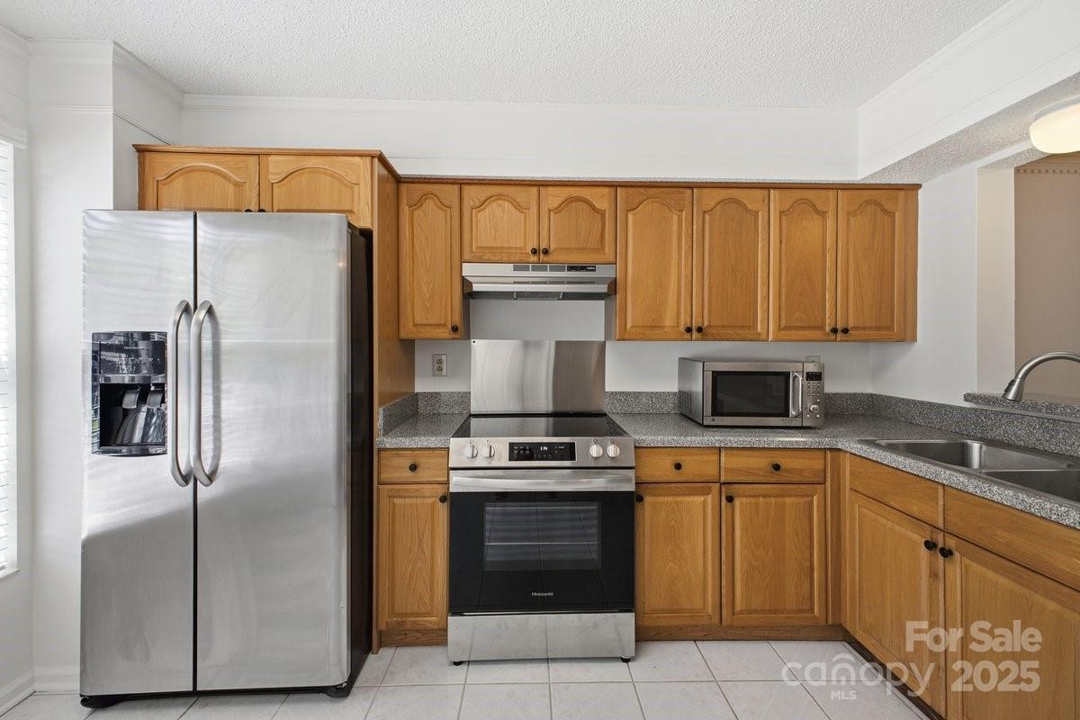 9613 Green Gable Court